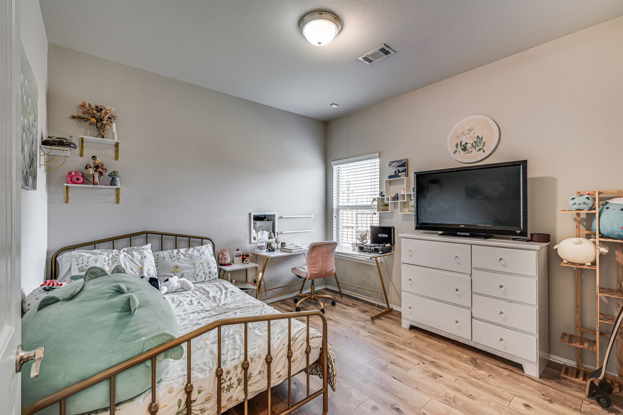 1409 Meadow Lark Lane
