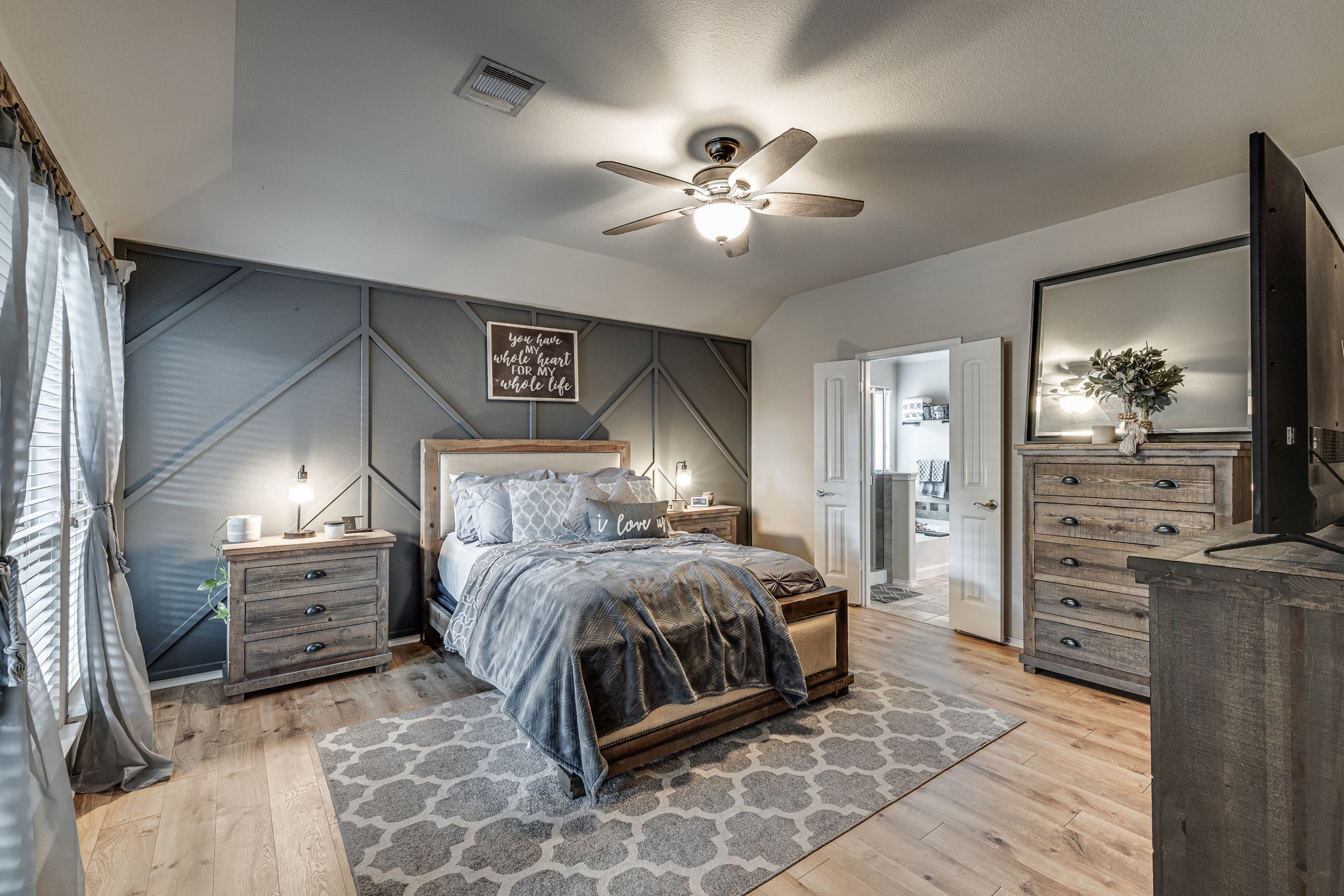 1409 Meadow Lark Lane