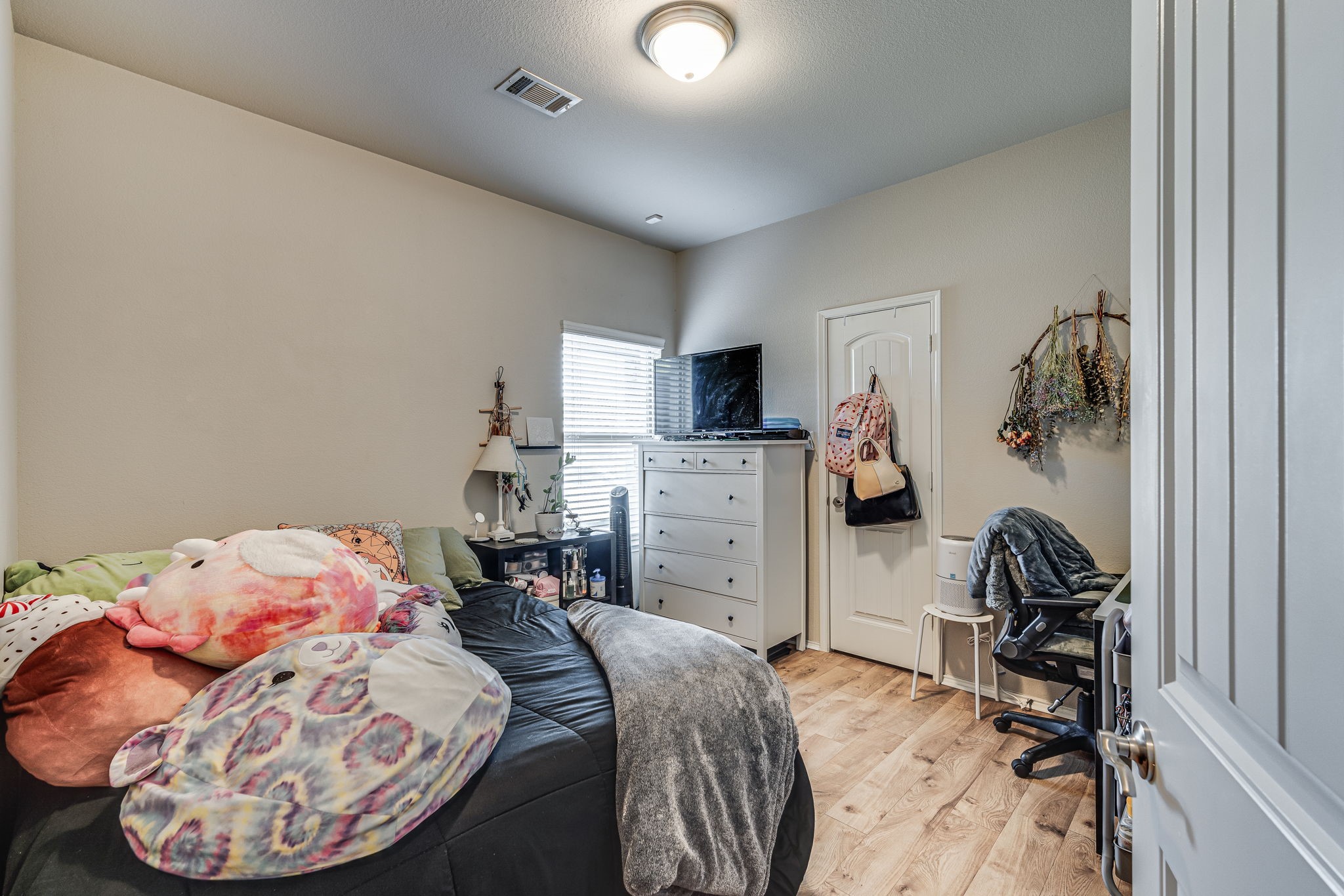 1409 Meadow Lark Lane