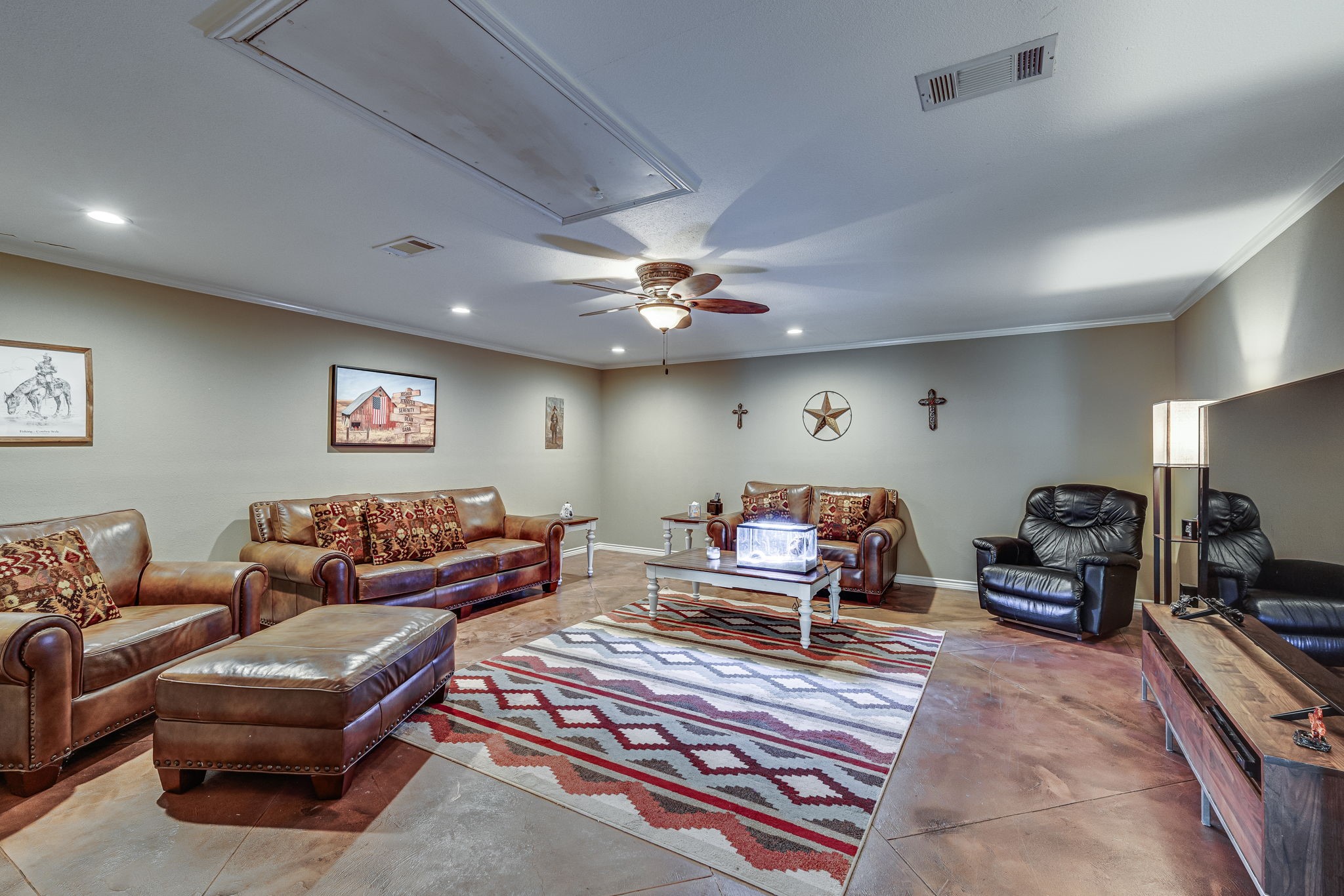 219 Ridge Oak Drive