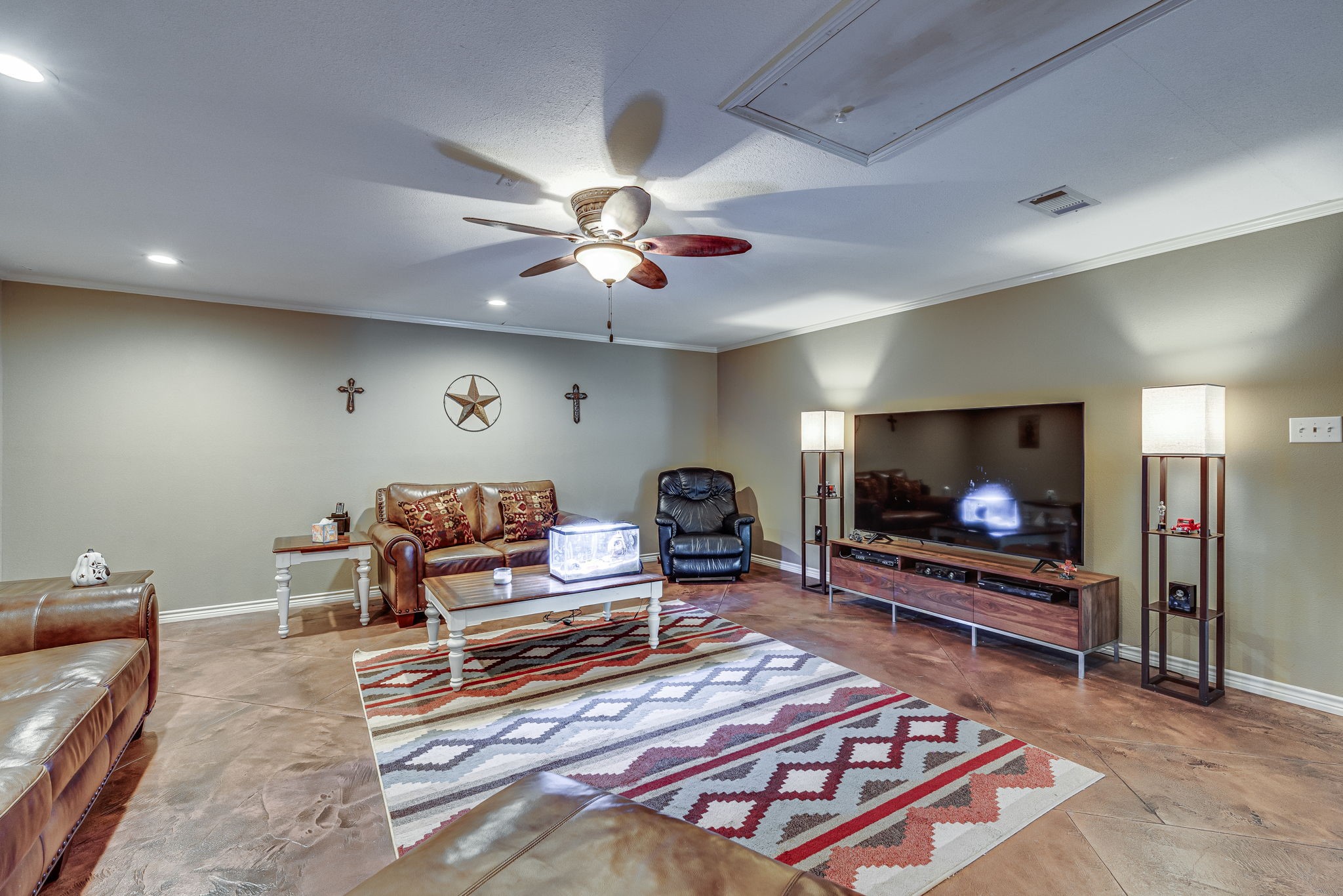 219 Ridge Oak Drive