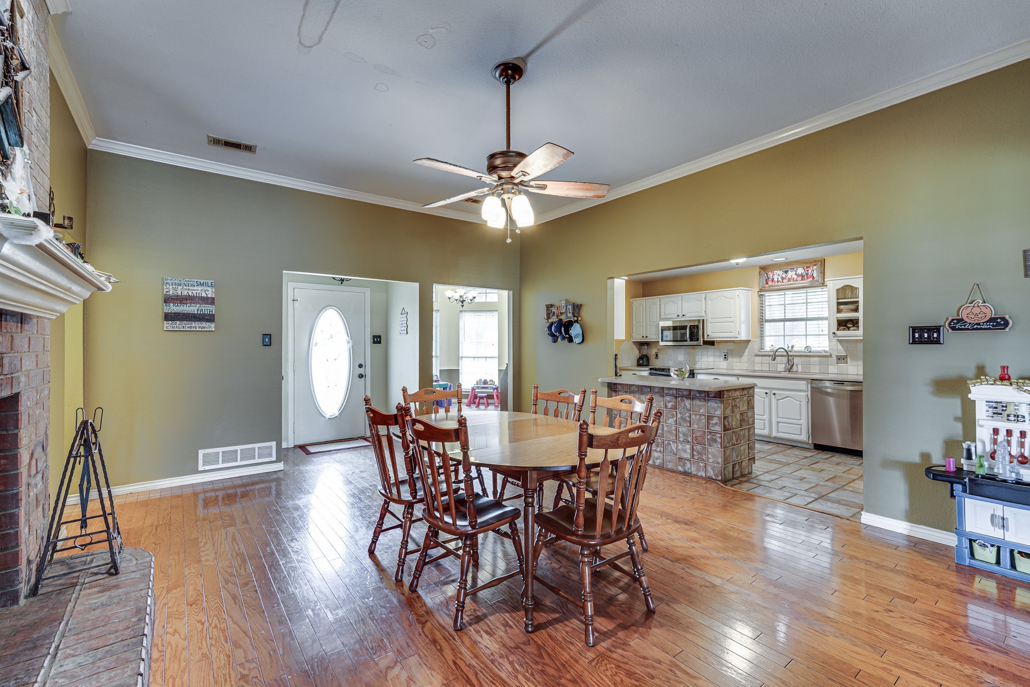 219 Ridge Oak Drive