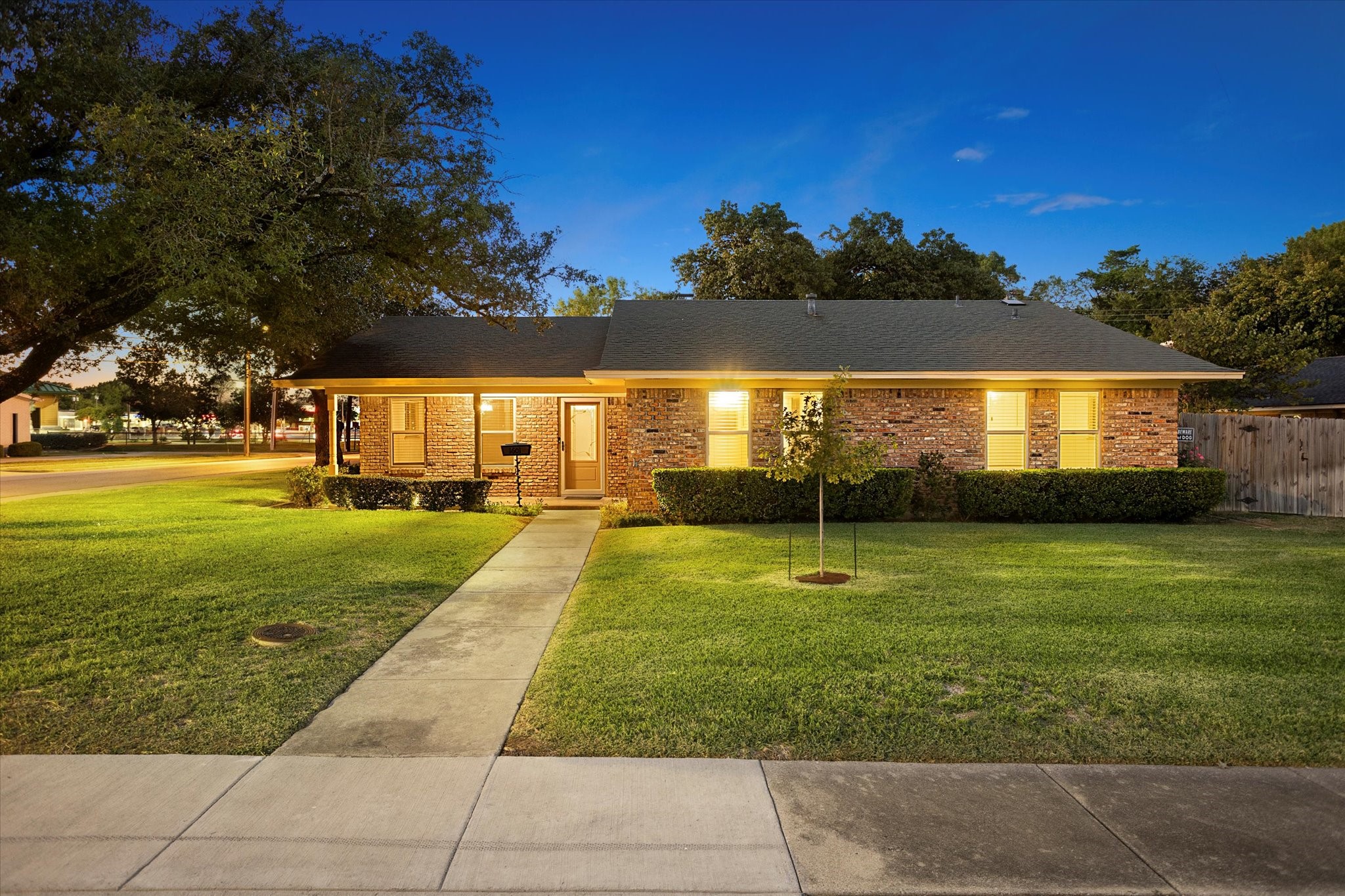 1601 Little Creek Drive