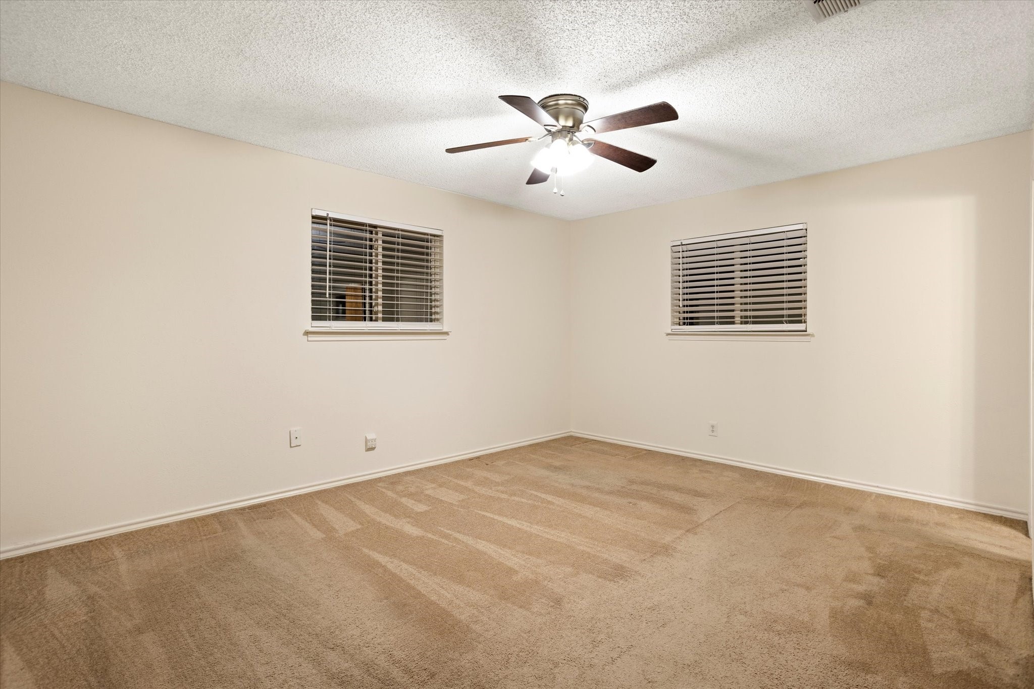 1601 Little Creek Drive