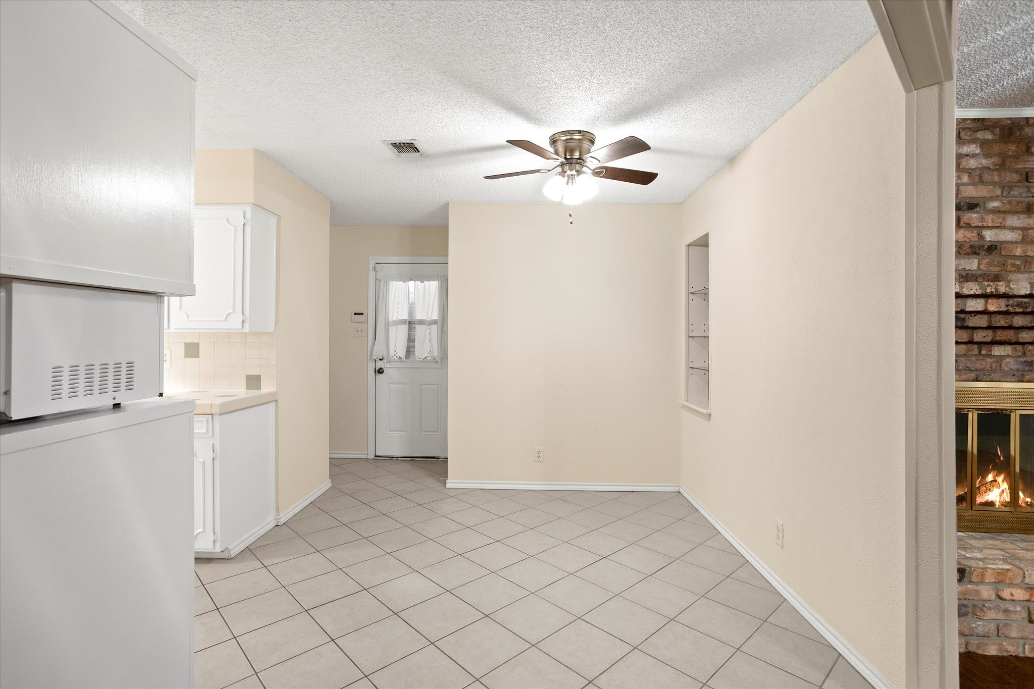 1601 Little Creek Drive