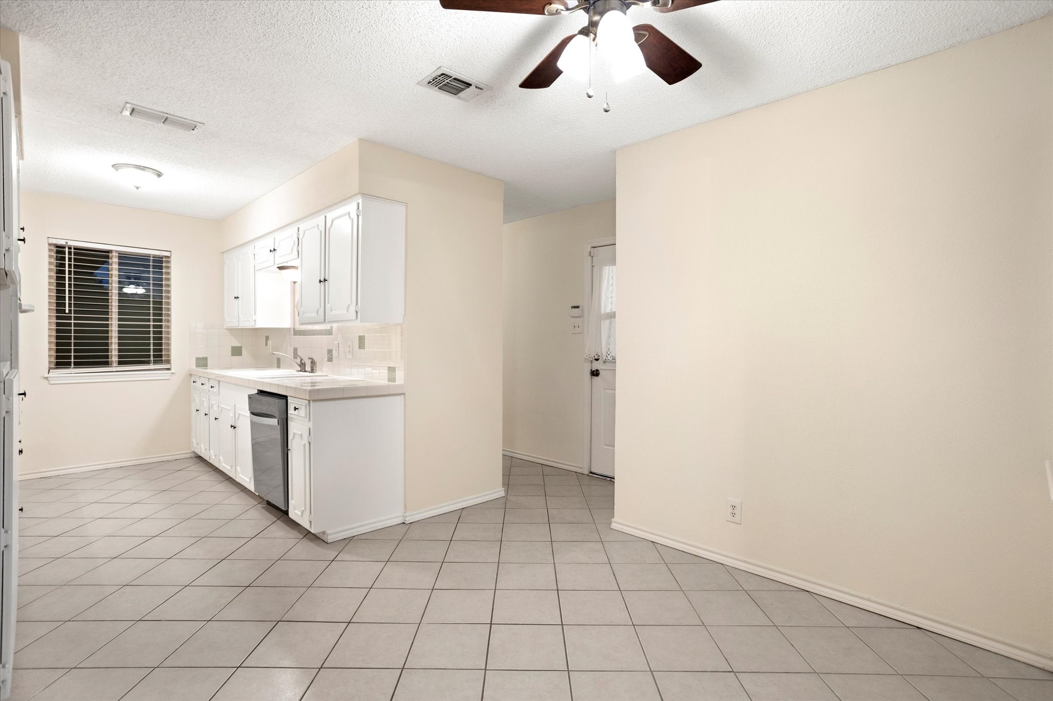 1601 Little Creek Drive