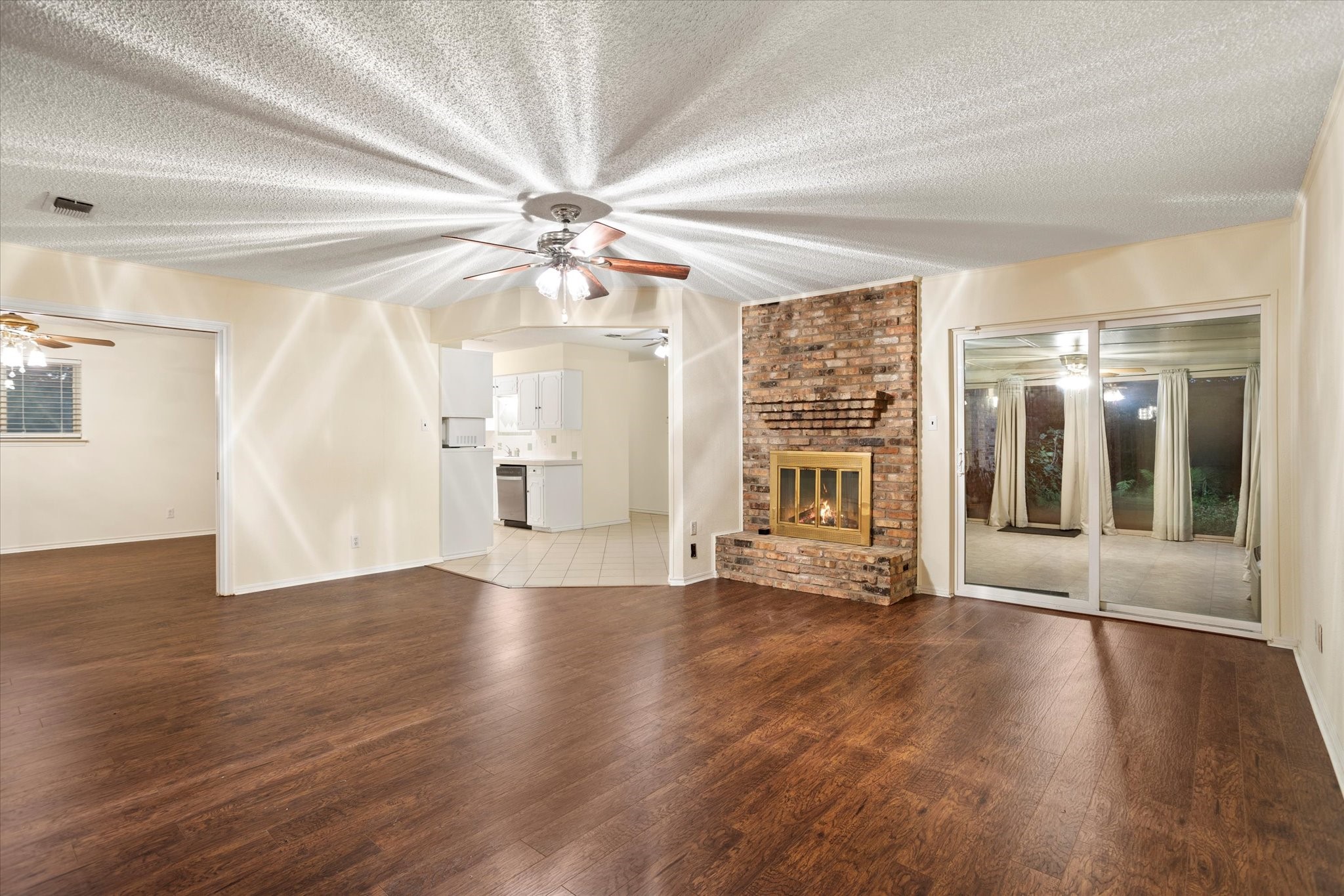 1601 Little Creek Drive