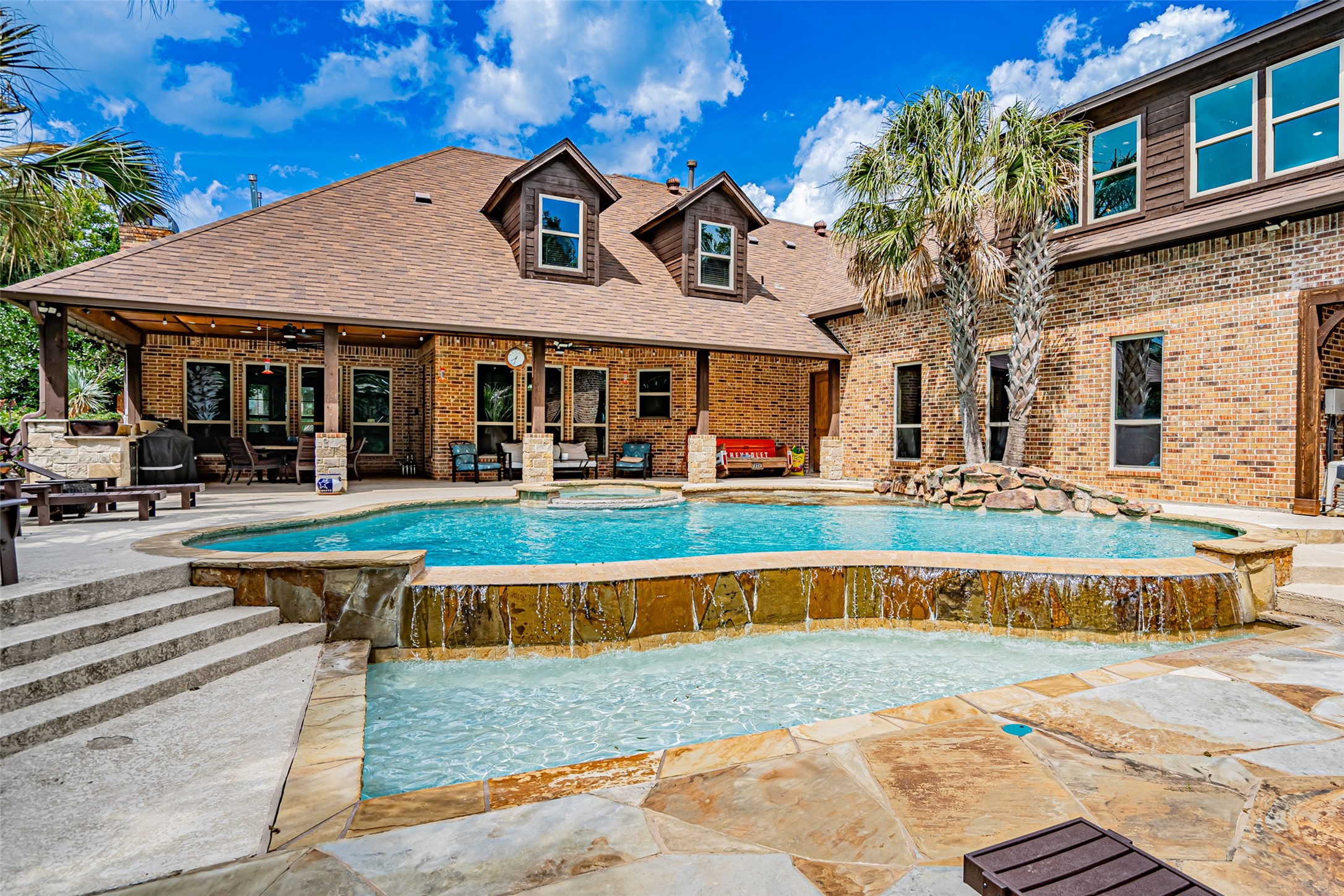 5010 Monroe Drive