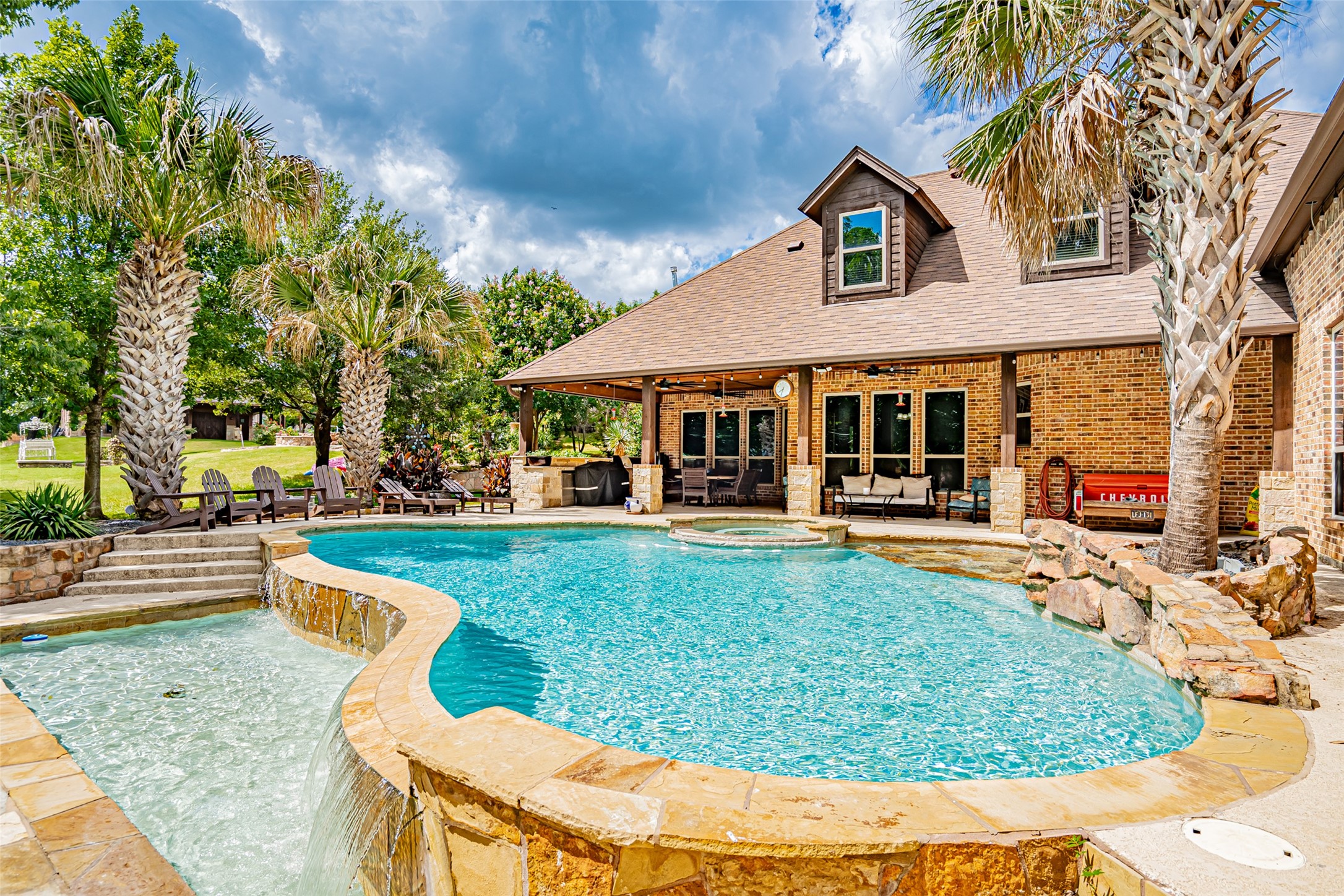 5010 Monroe Drive
