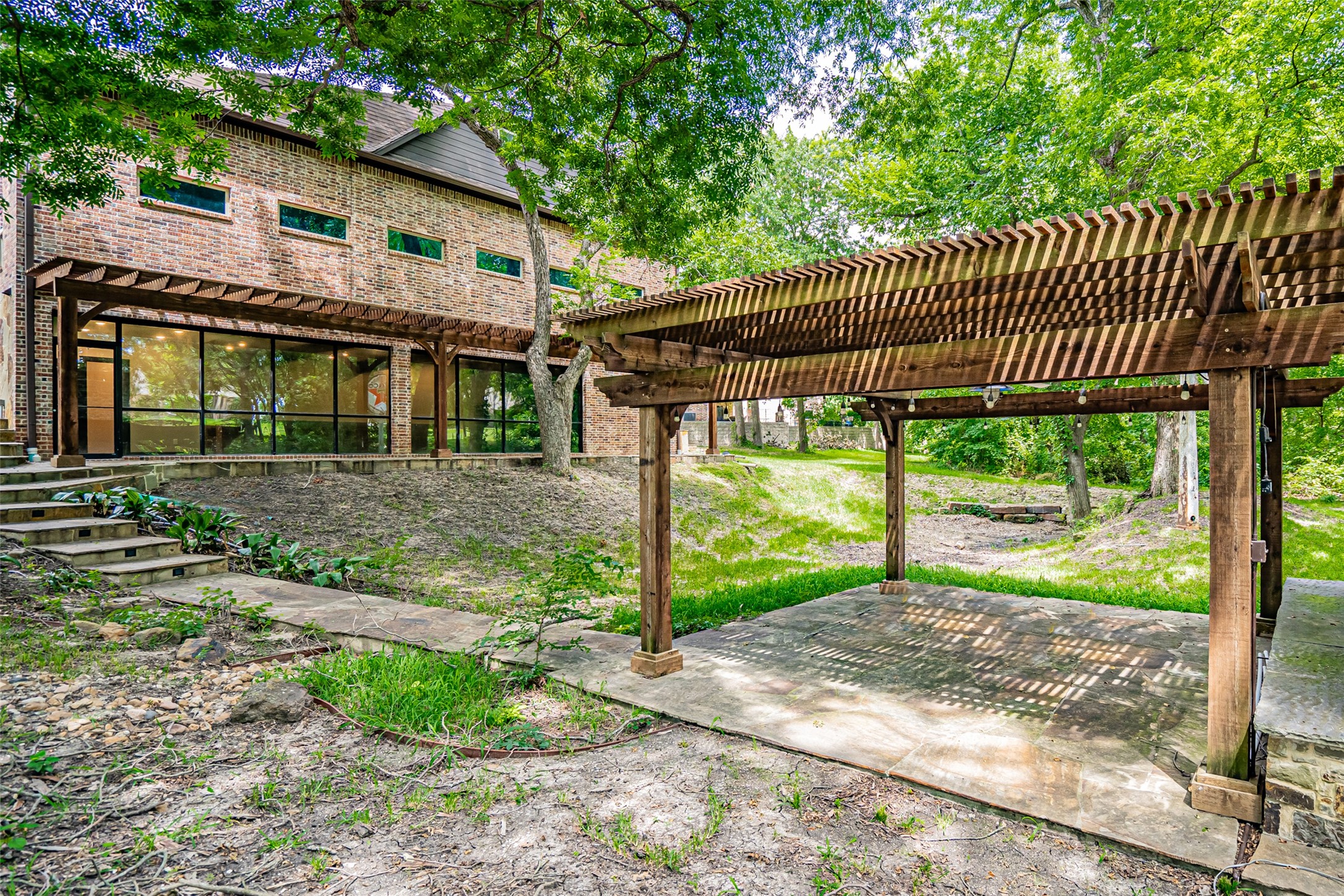 5010 Monroe Drive