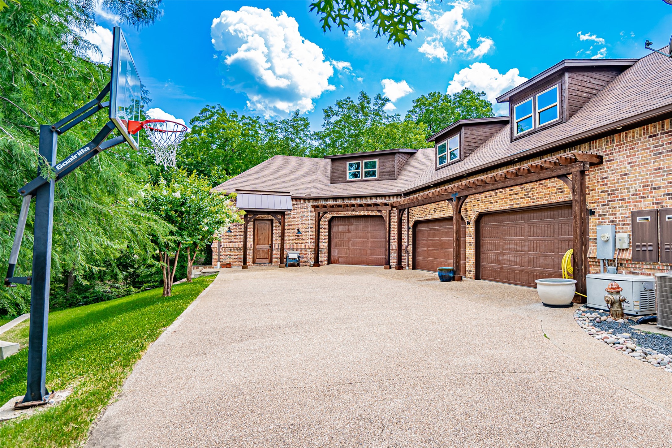 5010 Monroe Drive