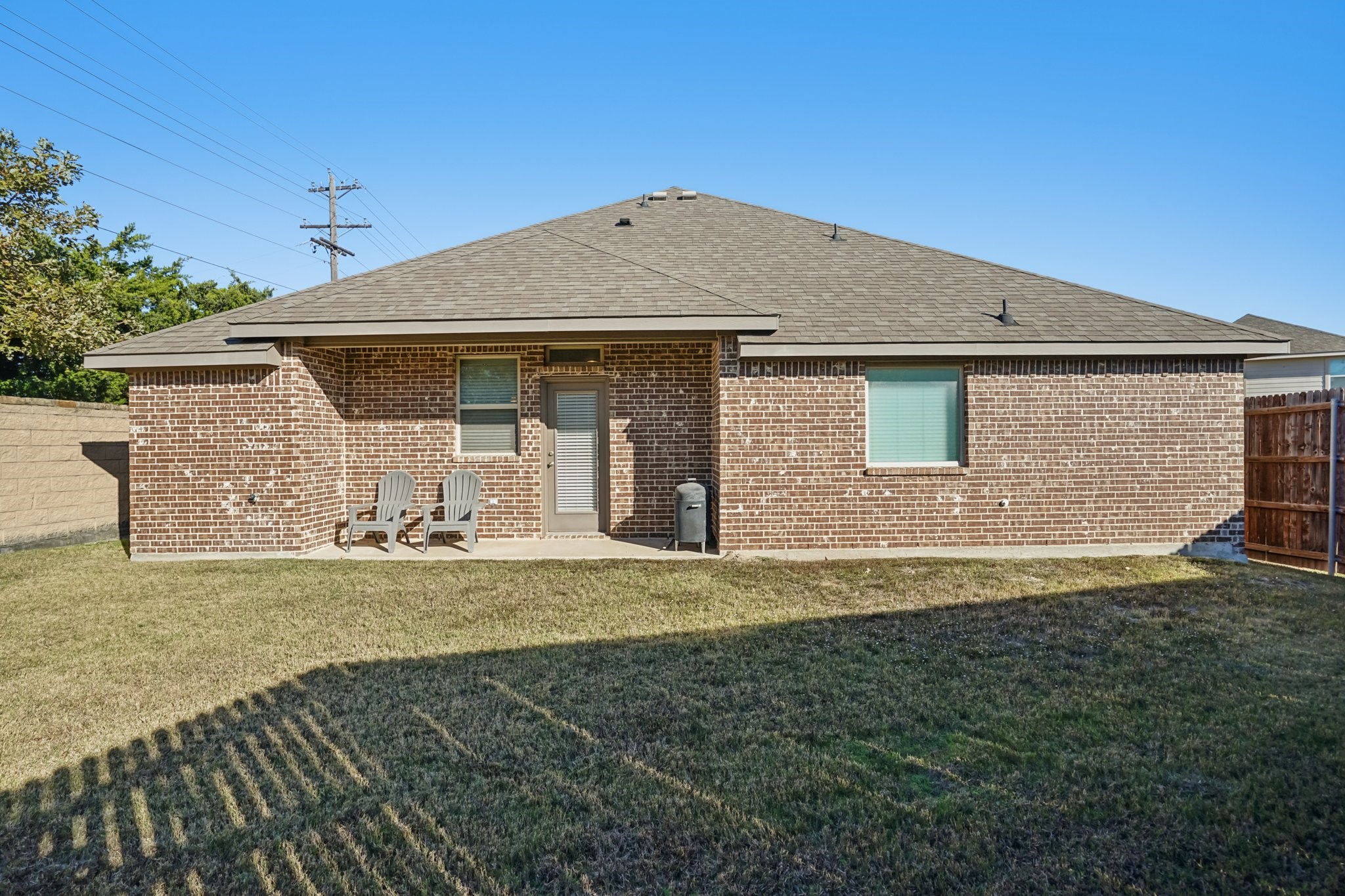 500 Nightinggale Lane