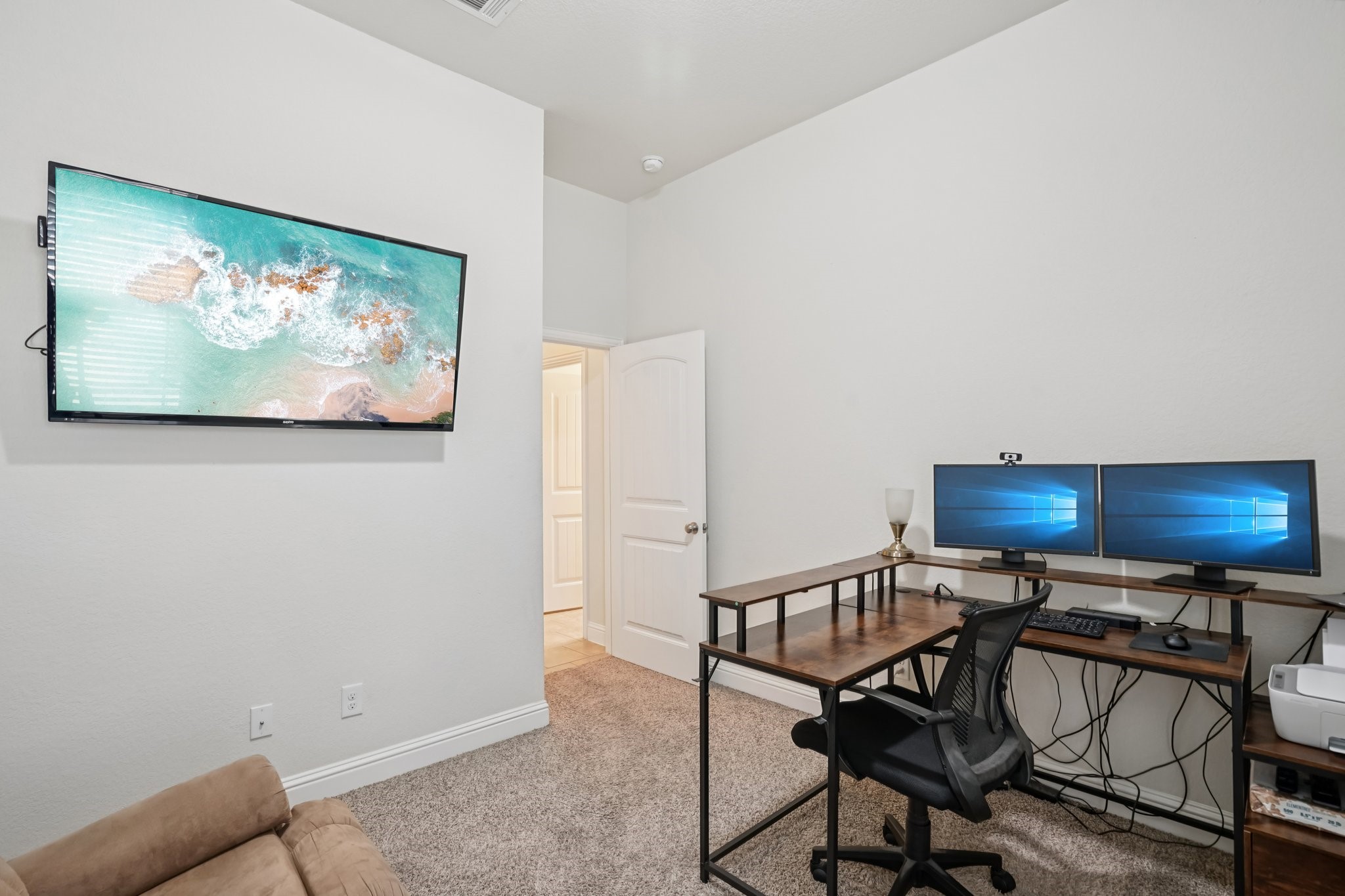 500 Nightinggale Lane