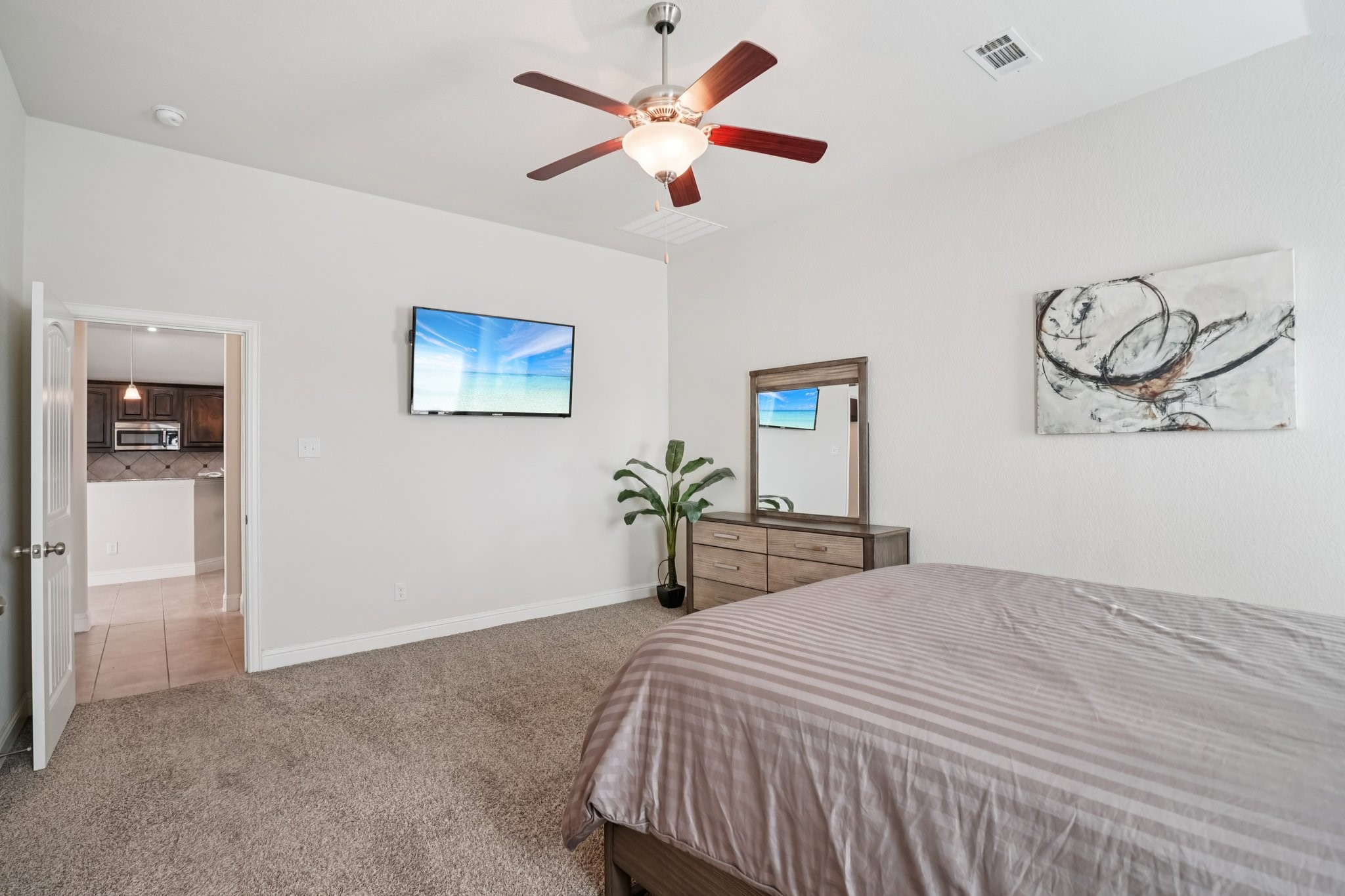 500 Nightinggale Lane