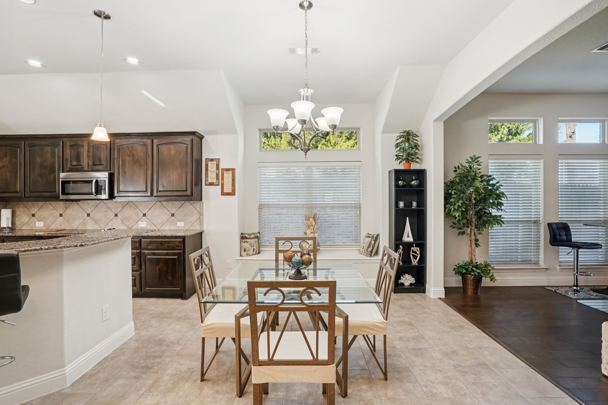 500 Nightinggale Lane