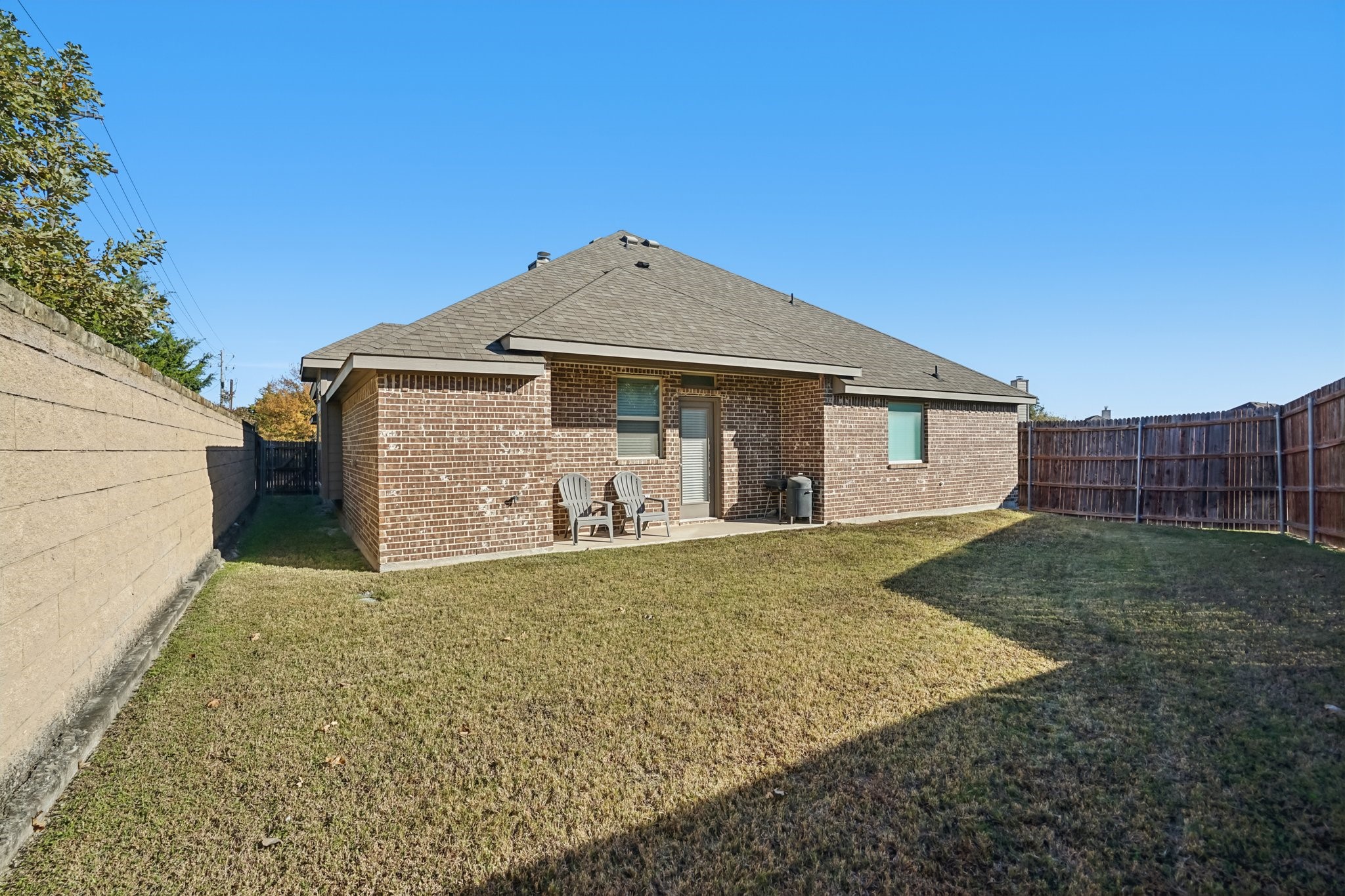 500 Nightinggale Lane