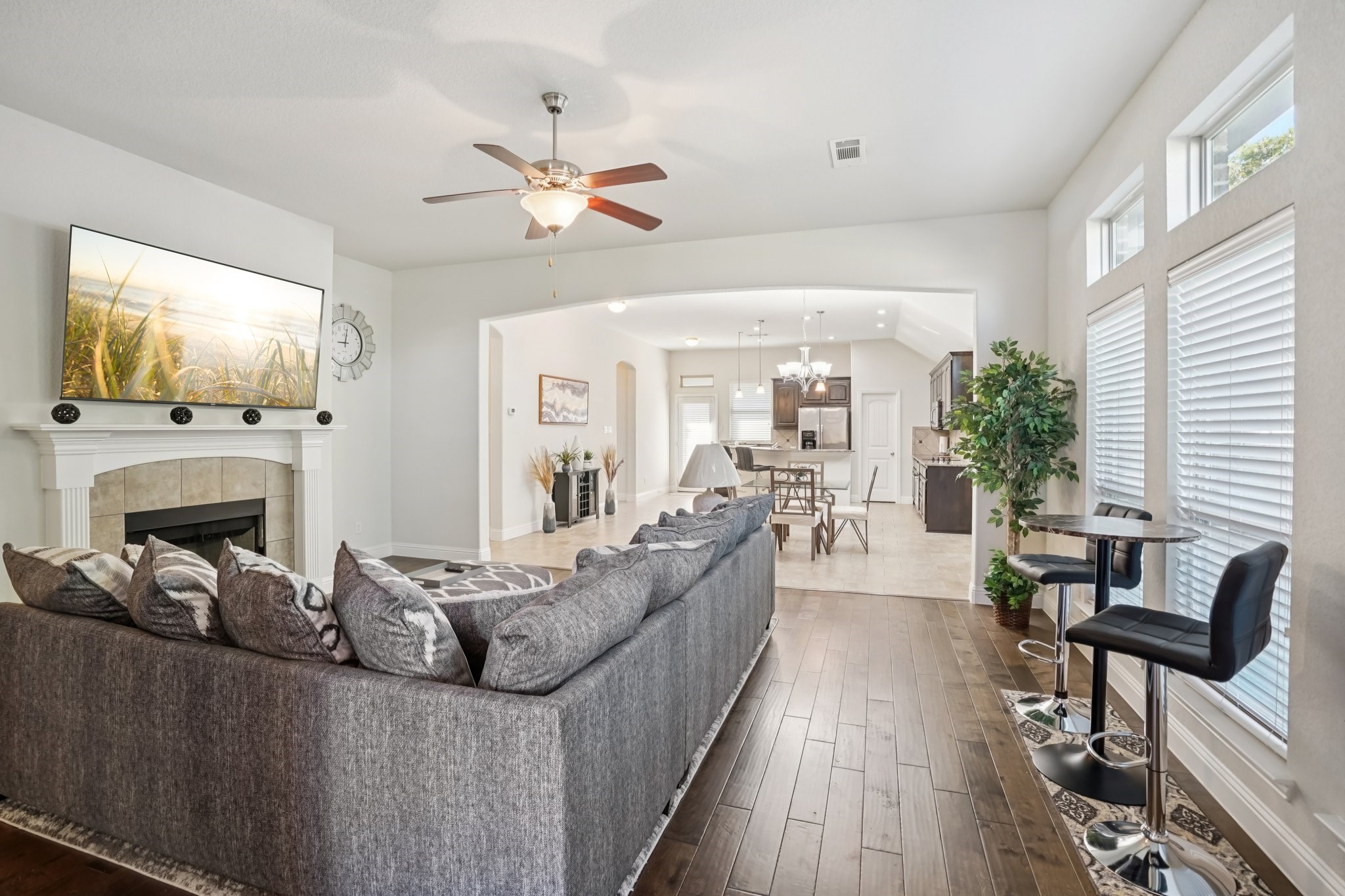 500 Nightinggale Lane