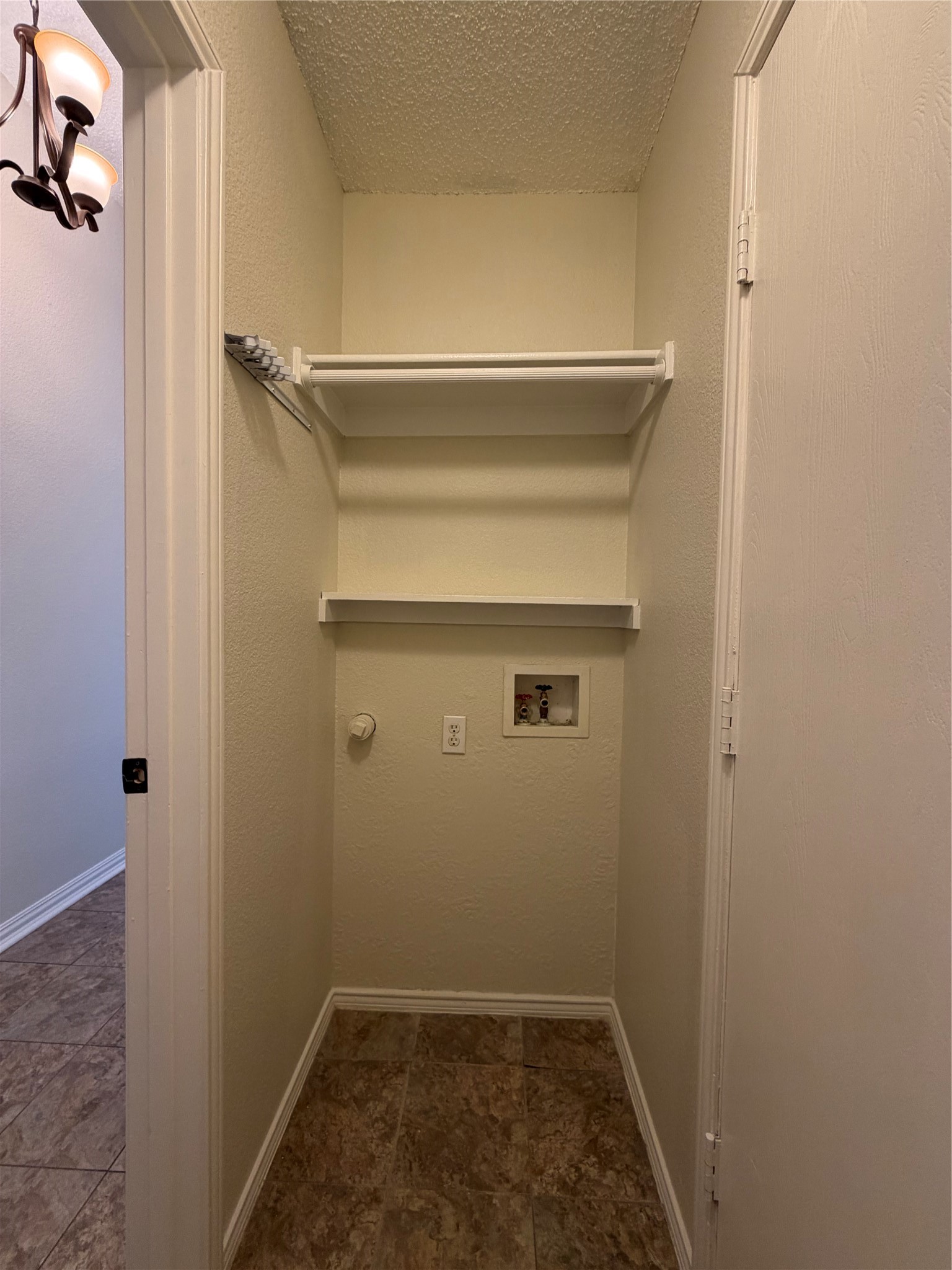 6436 Stonewater Bend Trail