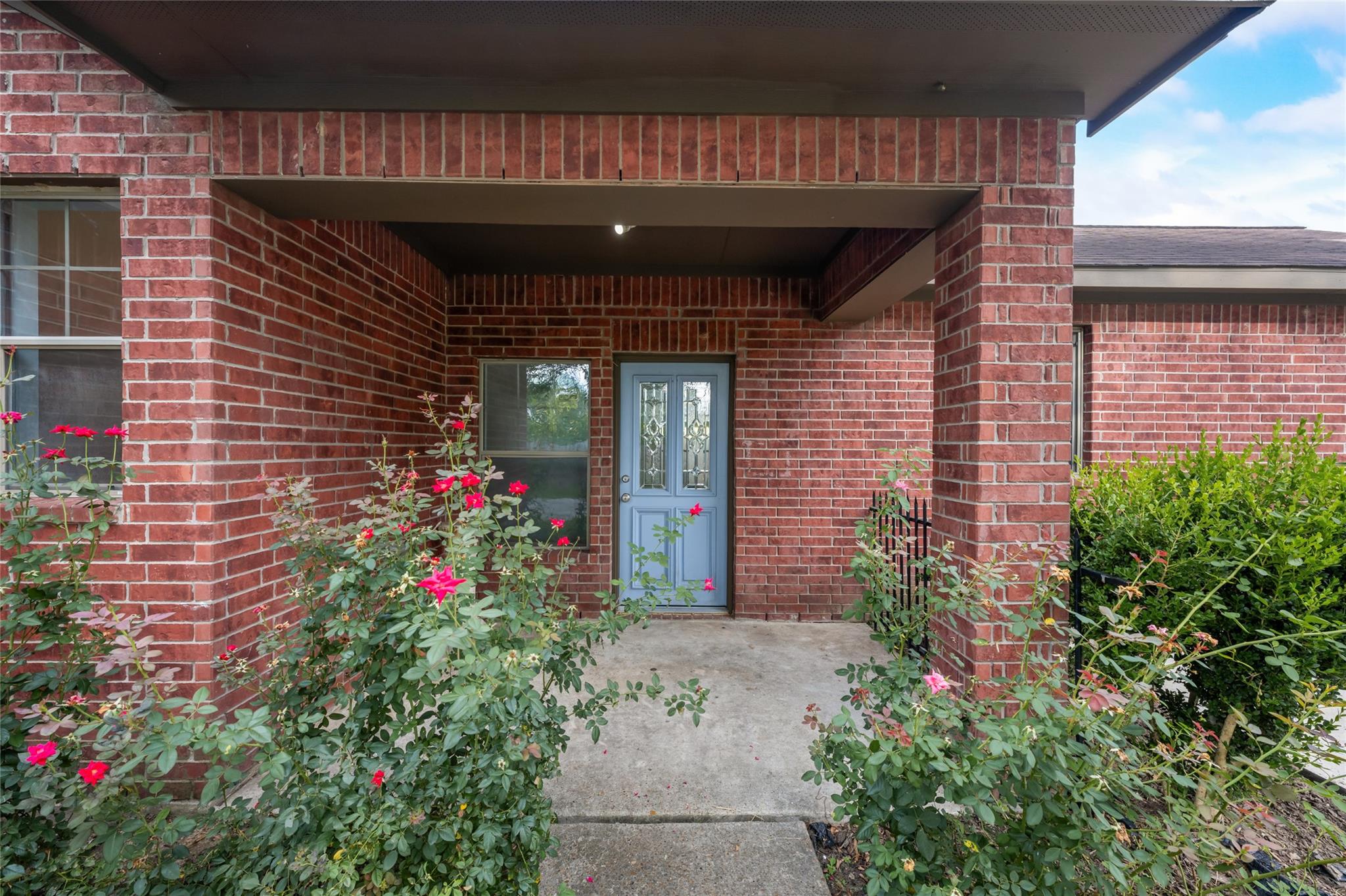 2201 Ellington Street