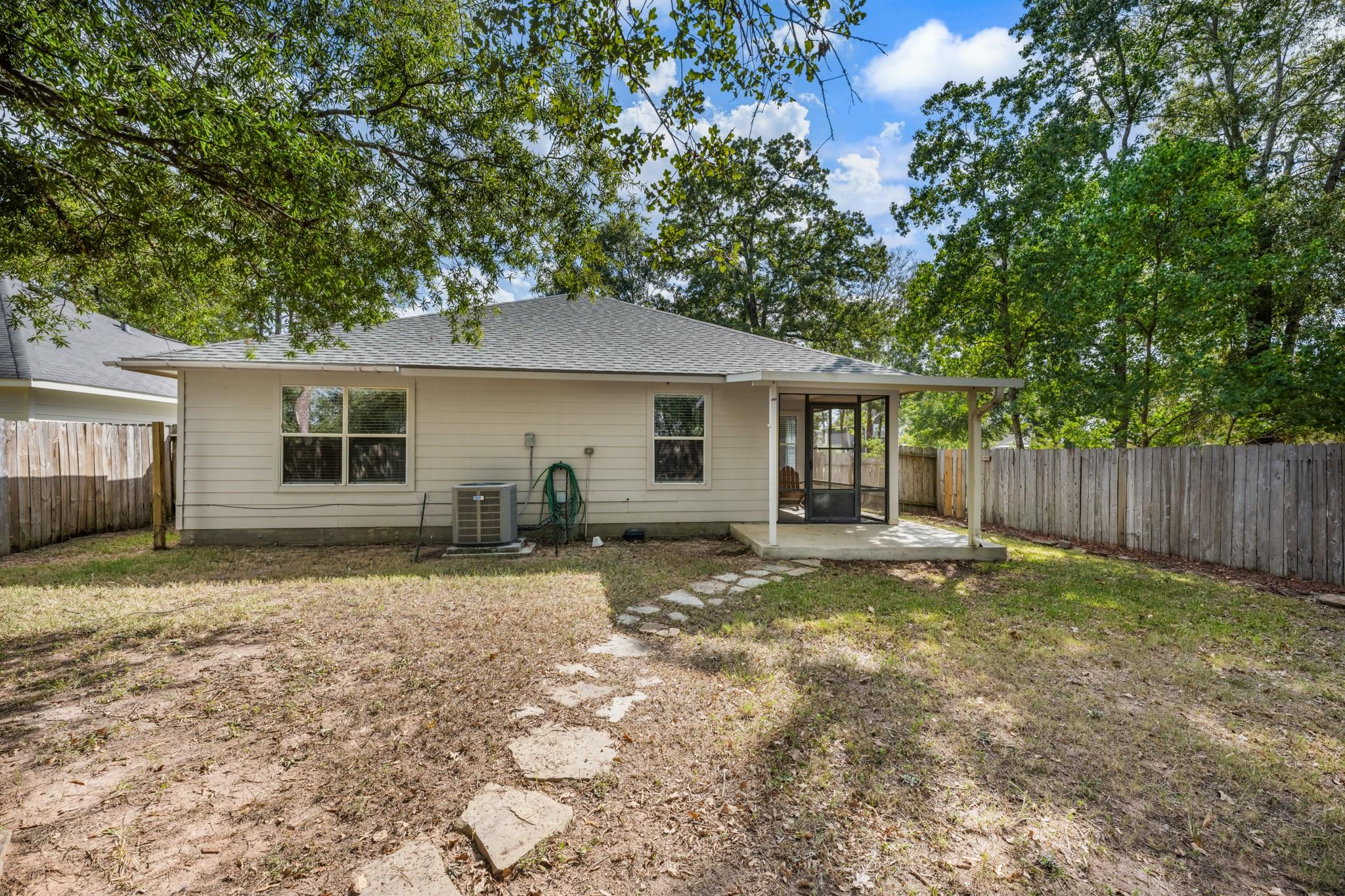 3679 Piney Point Road, Conroe