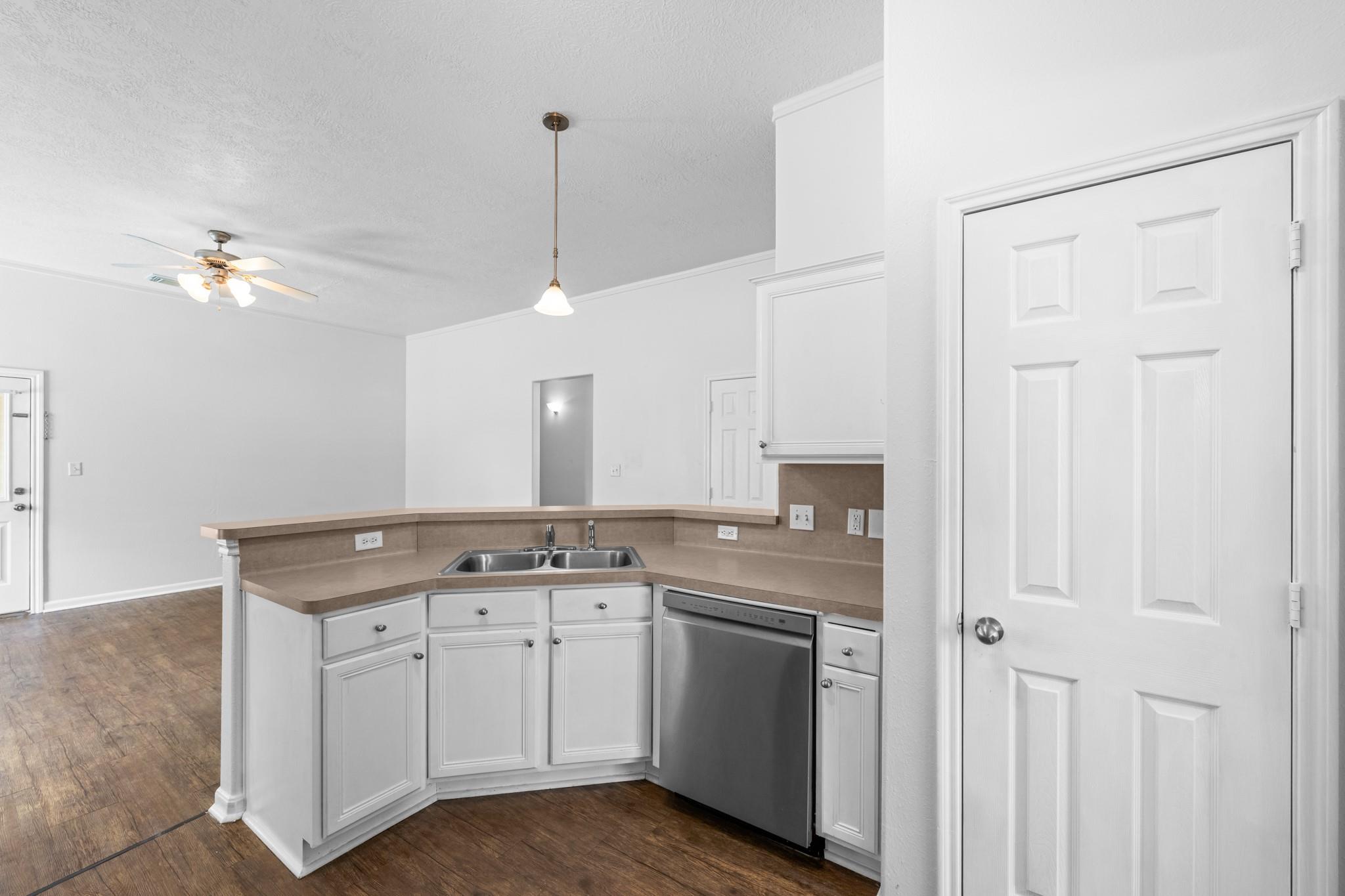 3679 Piney Point Road, Conroe