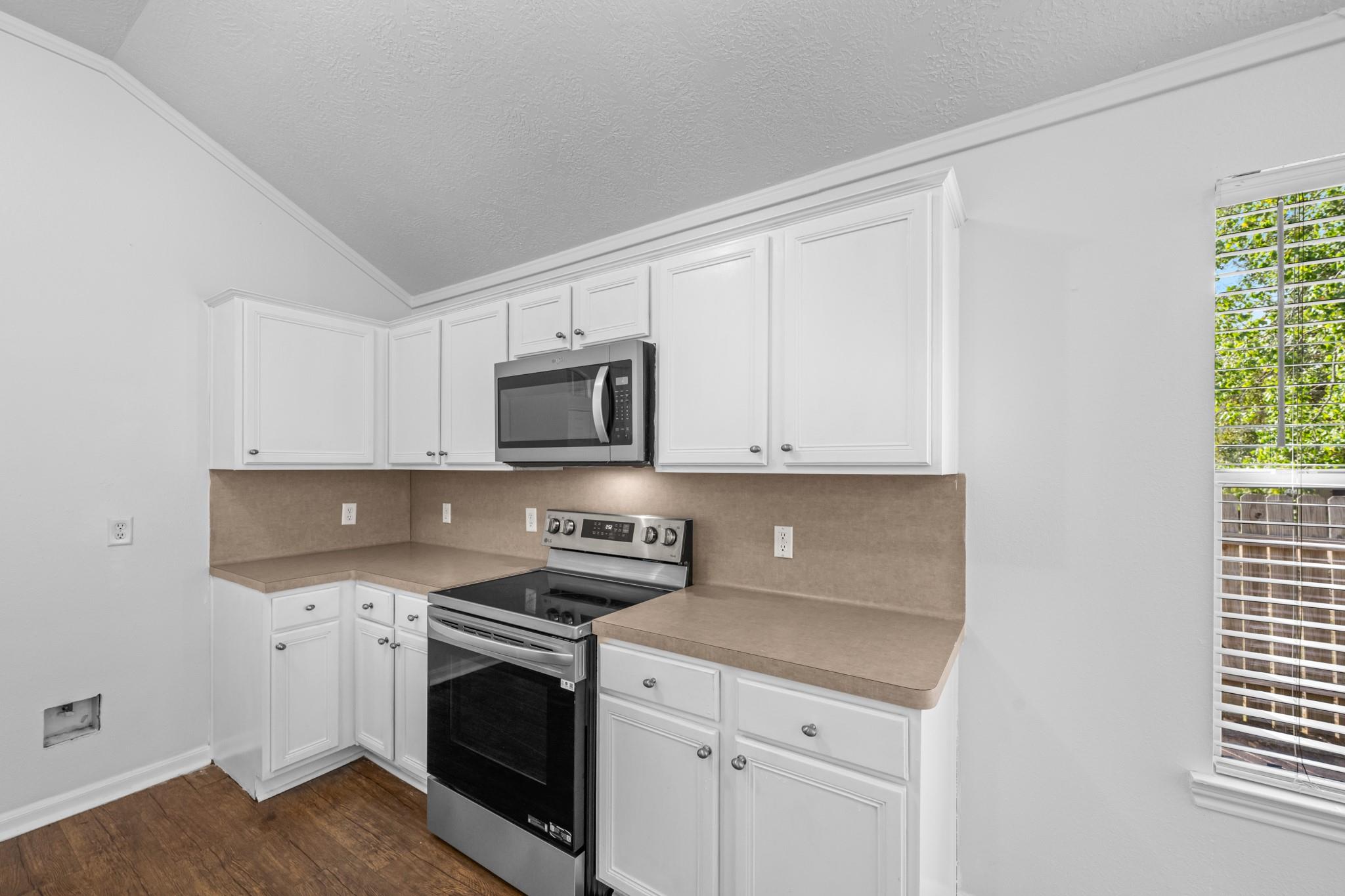 3679 Piney Point Road, Conroe