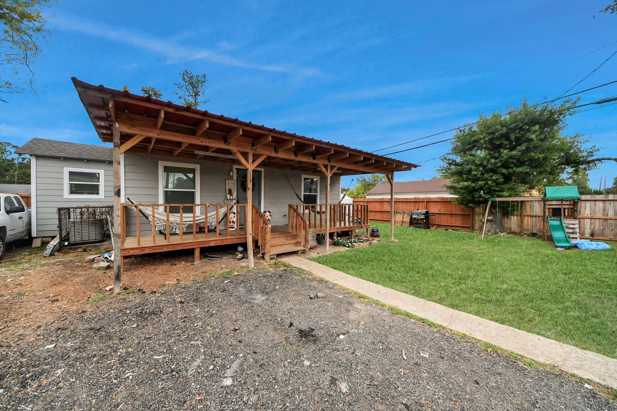 8125 Darlington Drive