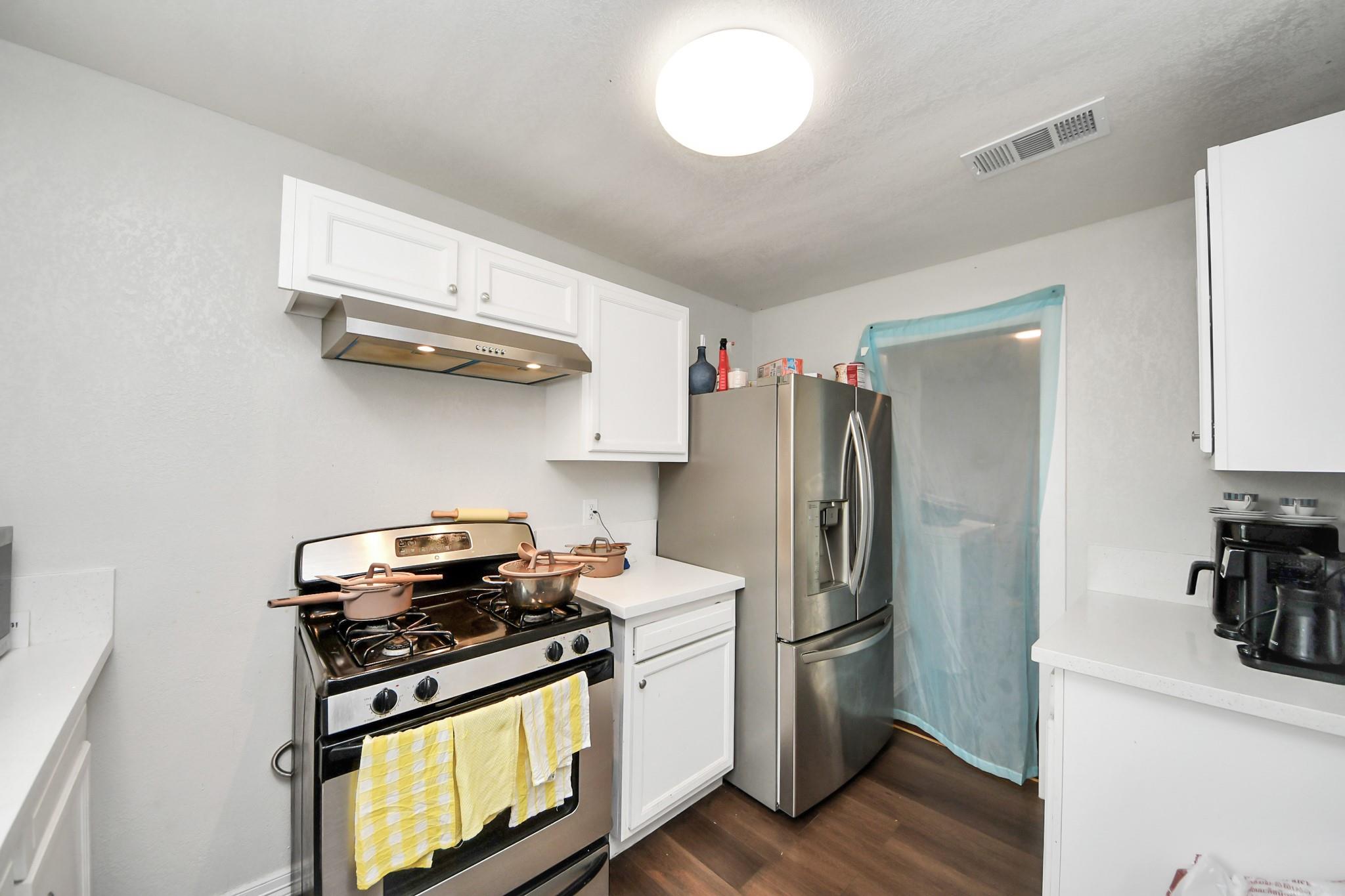 8125 Darlington Drive