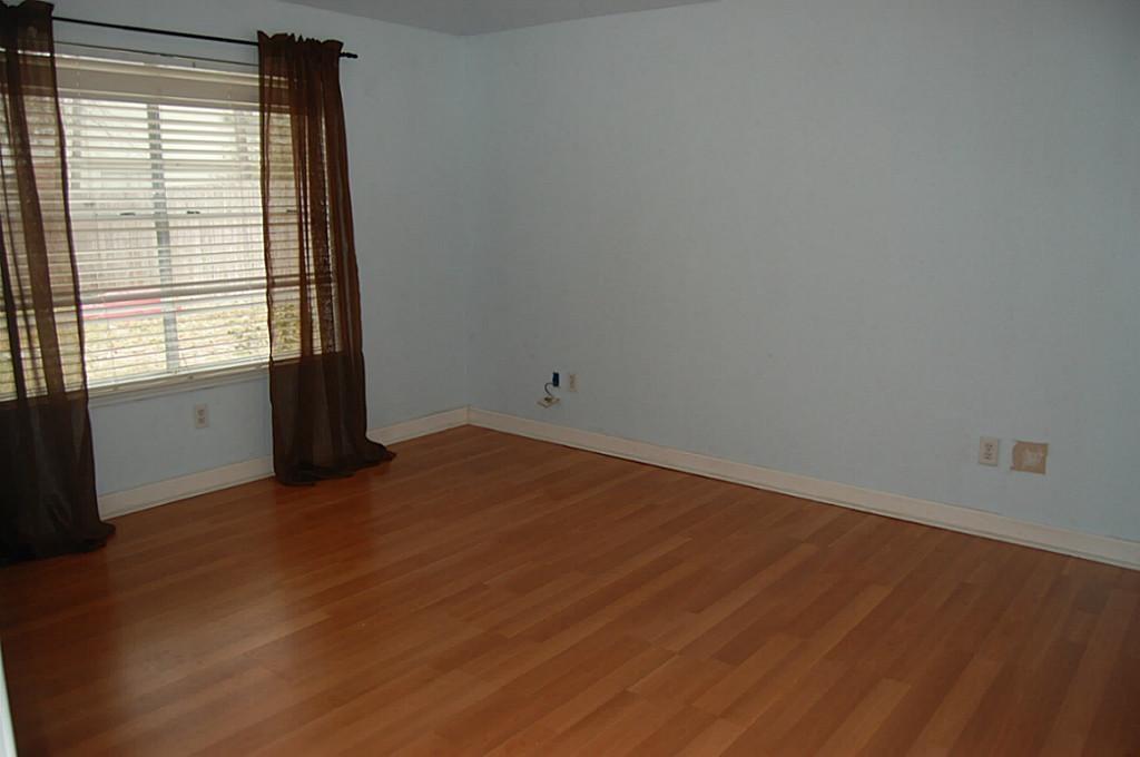 12130 La Salle Oaks