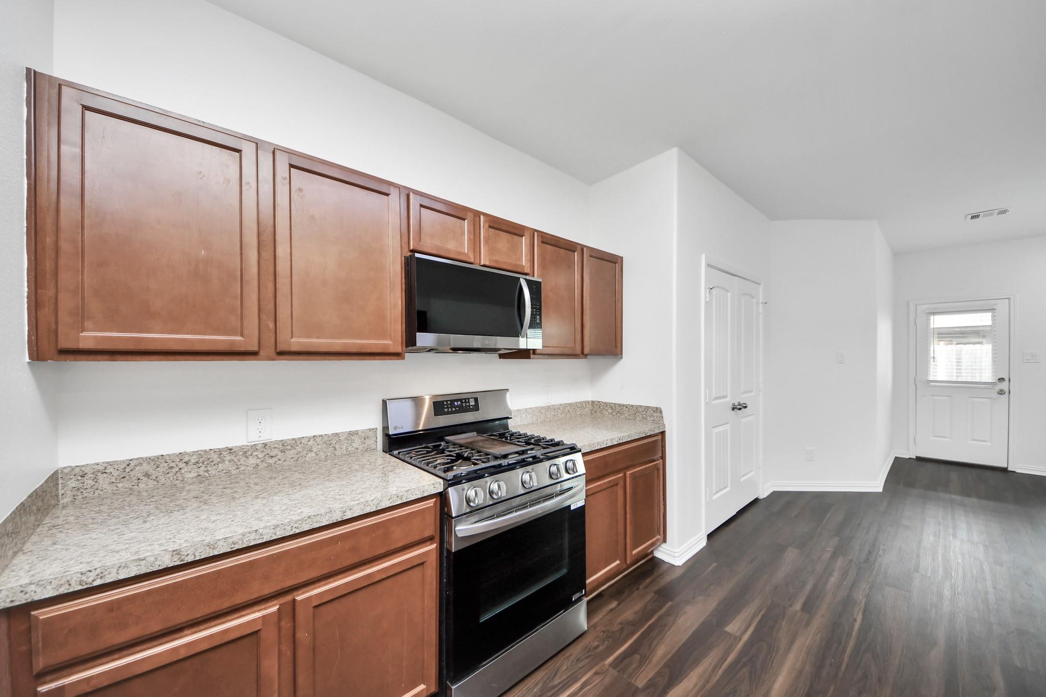 10306 White Fir Villa Avenue