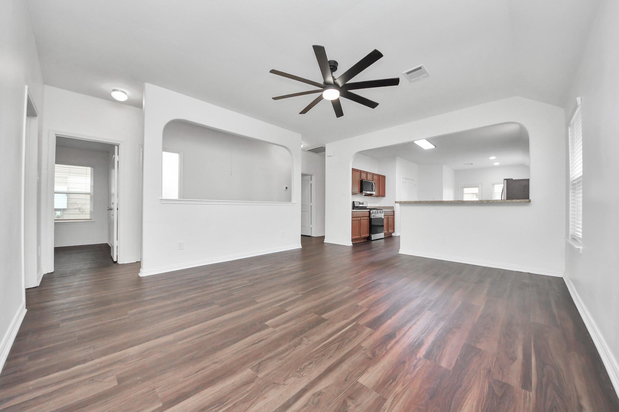 10306 White Fir Villa Avenue