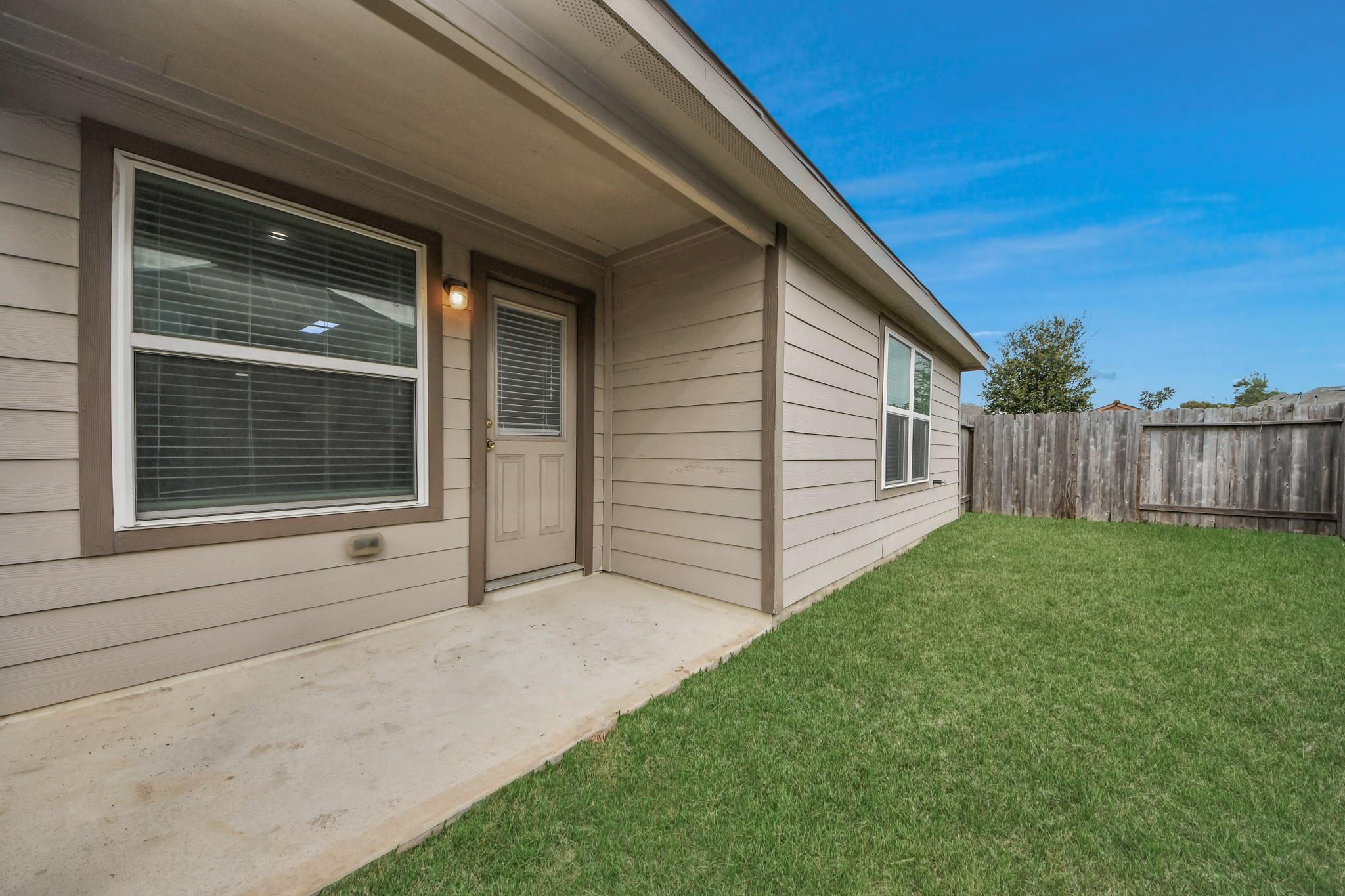 10306 White Fir Villa Avenue