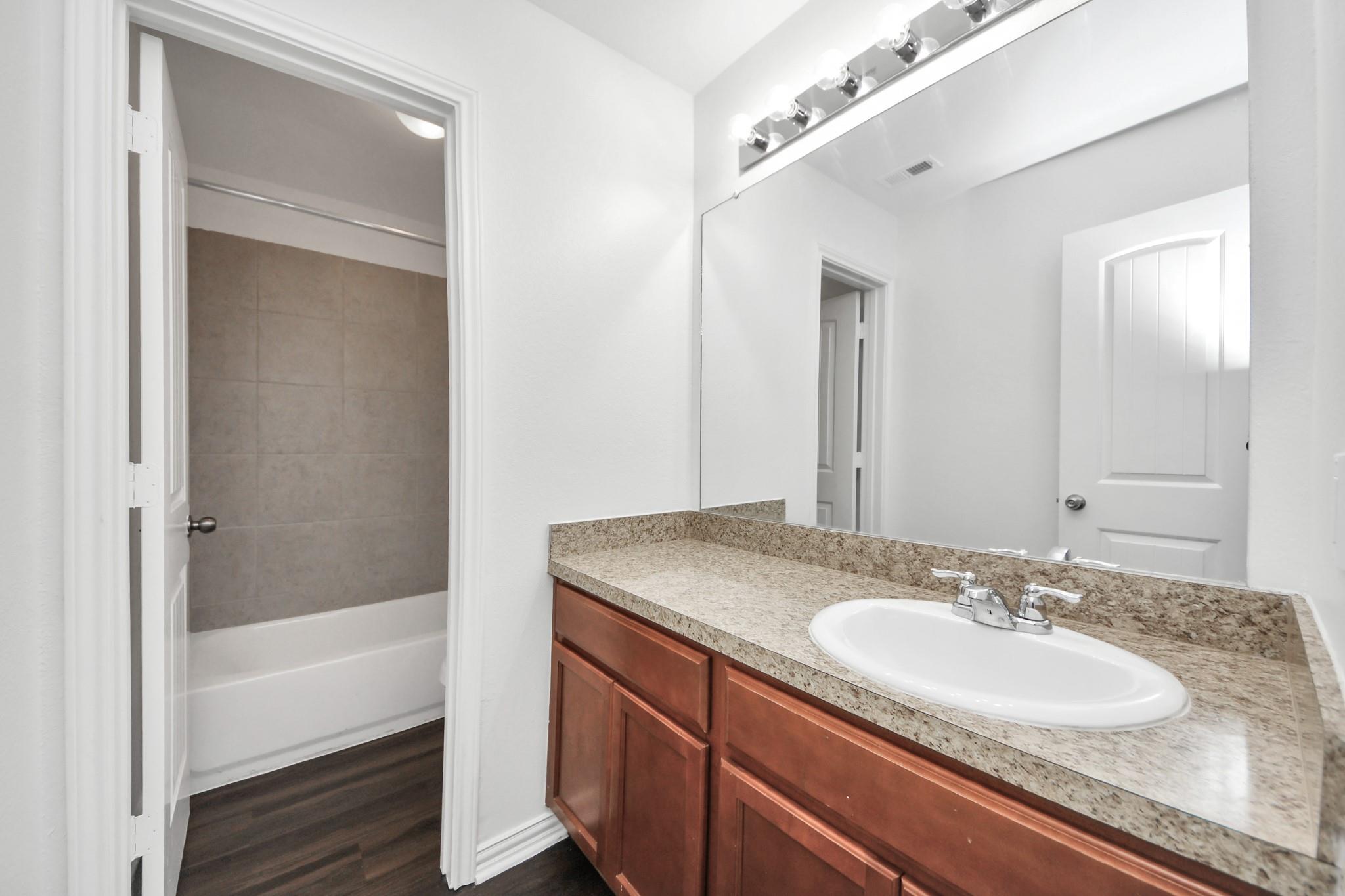 10306 White Fir Villa Avenue