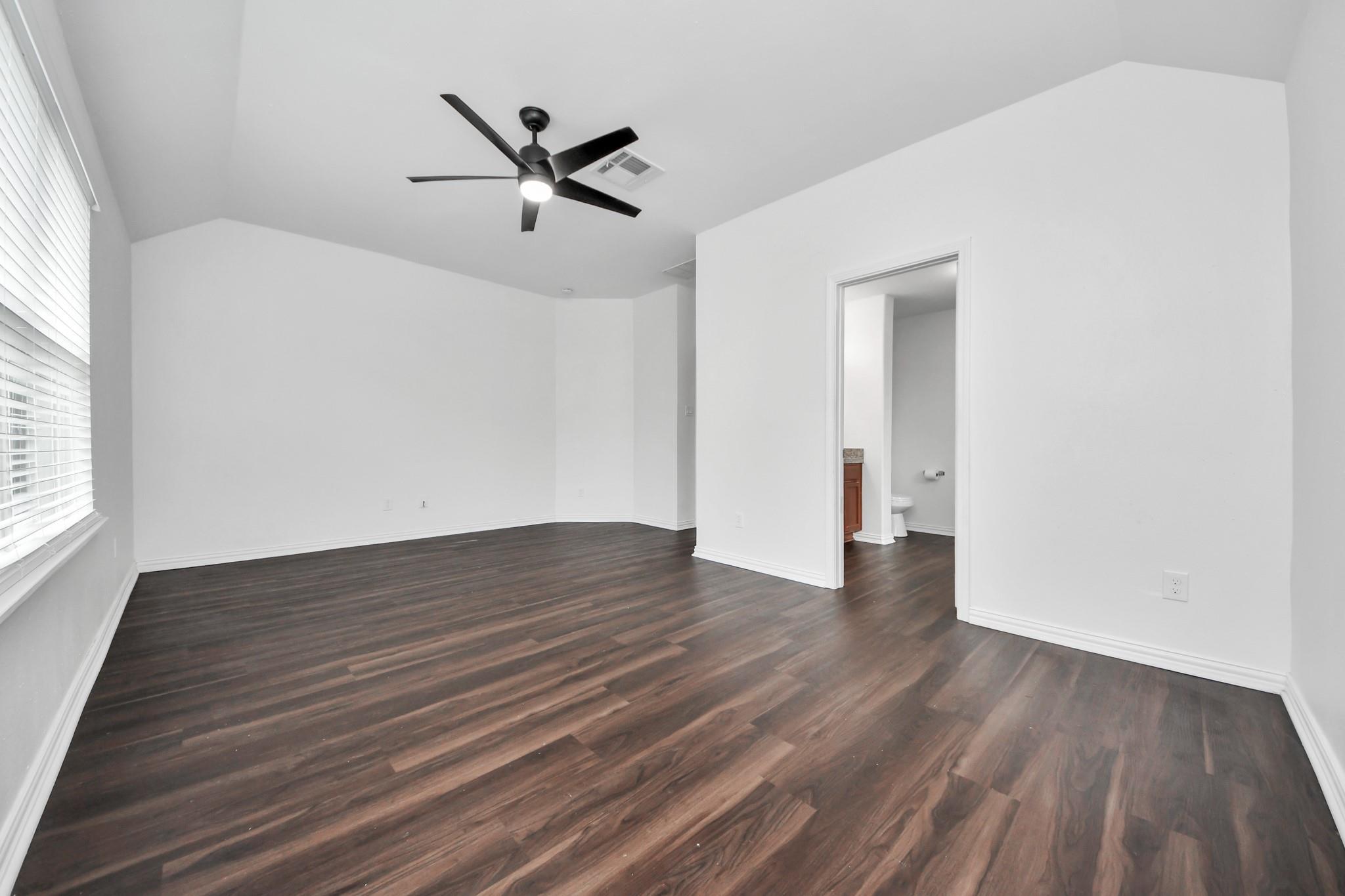 10306 White Fir Villa Avenue