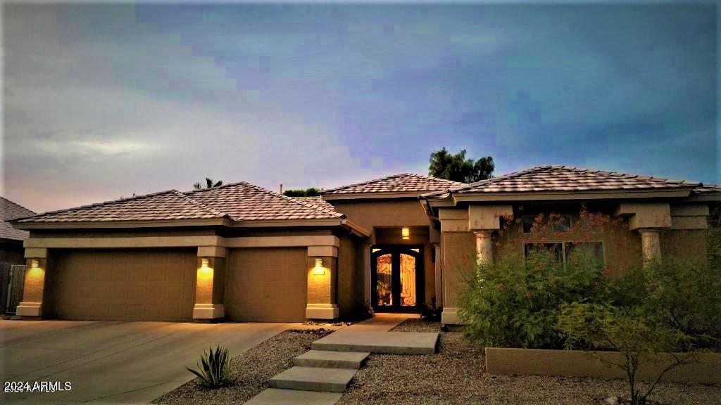 9412 E HILLVIEW Circle