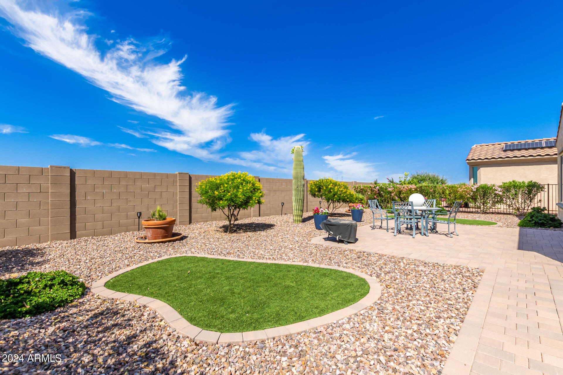 5892 W CACTUS WREN Way