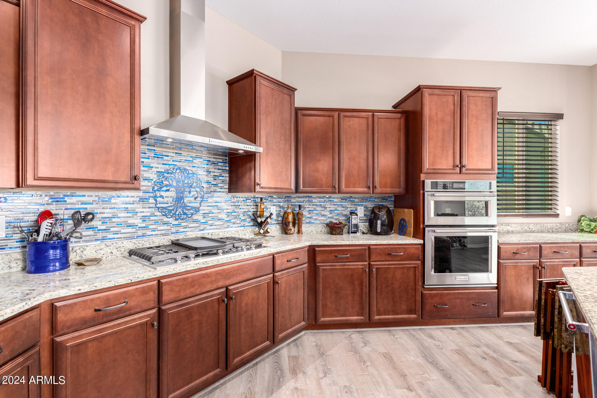 5892 W CACTUS WREN Way