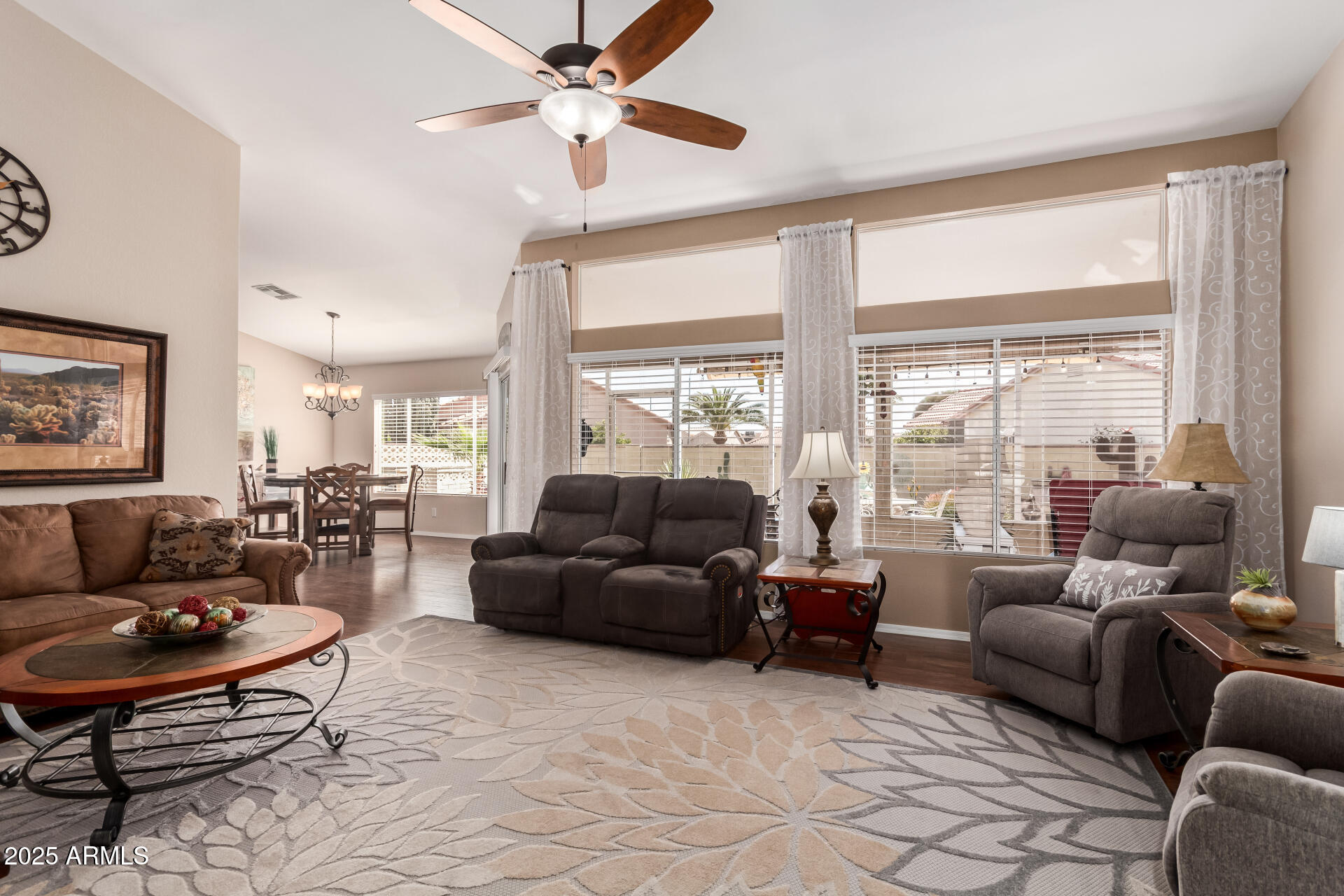 1583 E PALM BEACH Drive