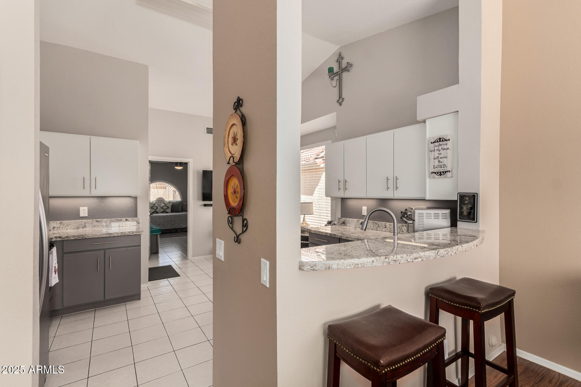 1583 E PALM BEACH Drive