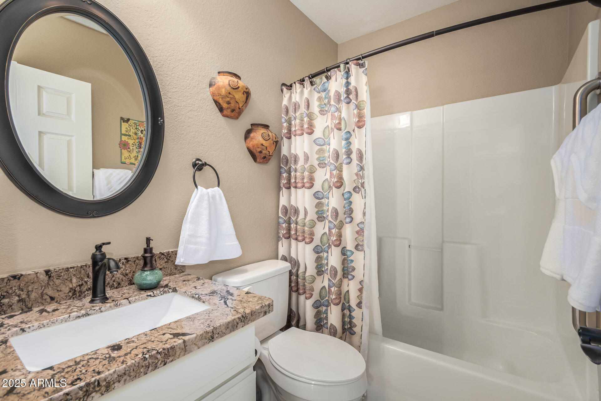 1583 E PALM BEACH Drive