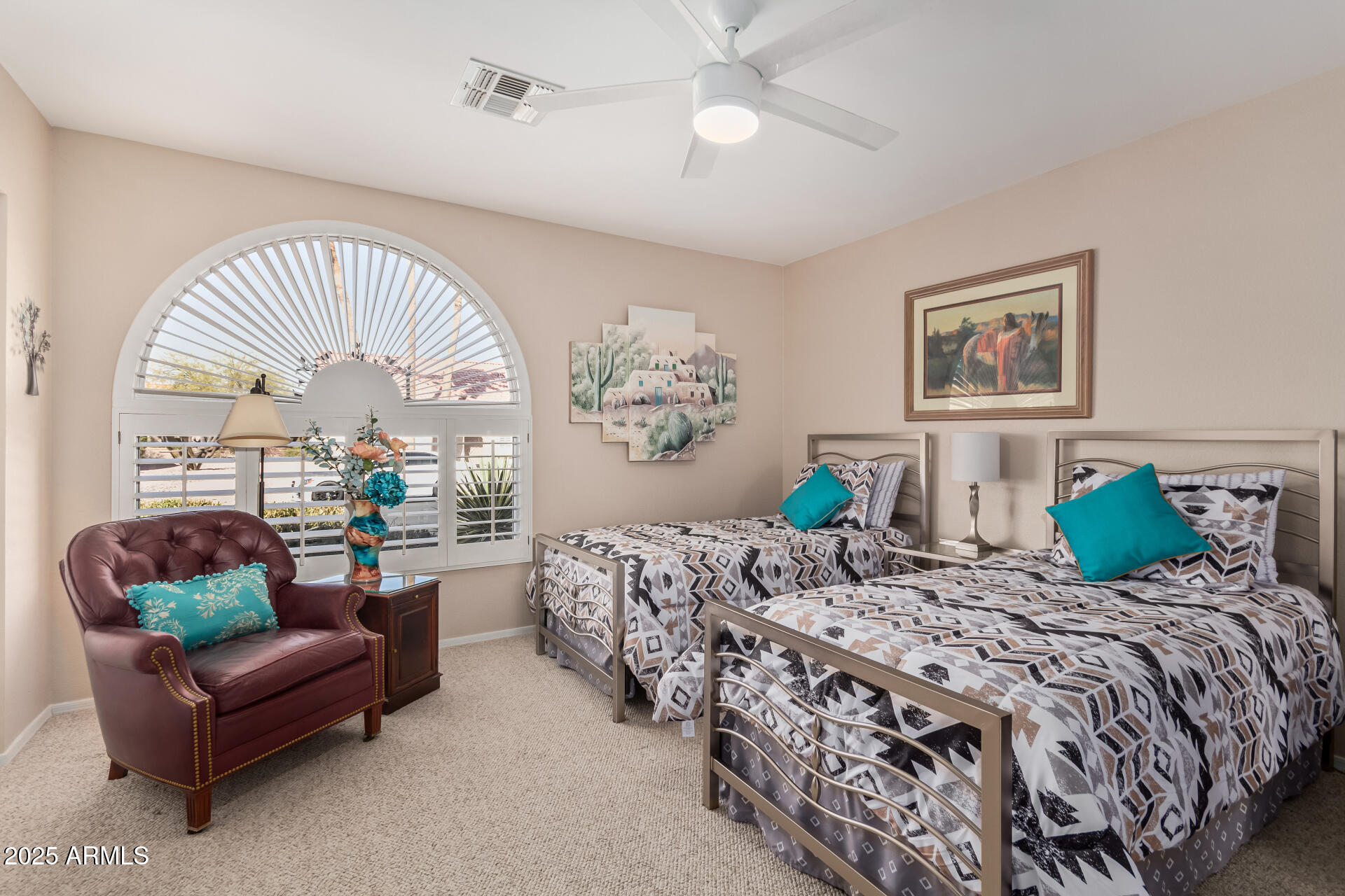 1583 E PALM BEACH Drive