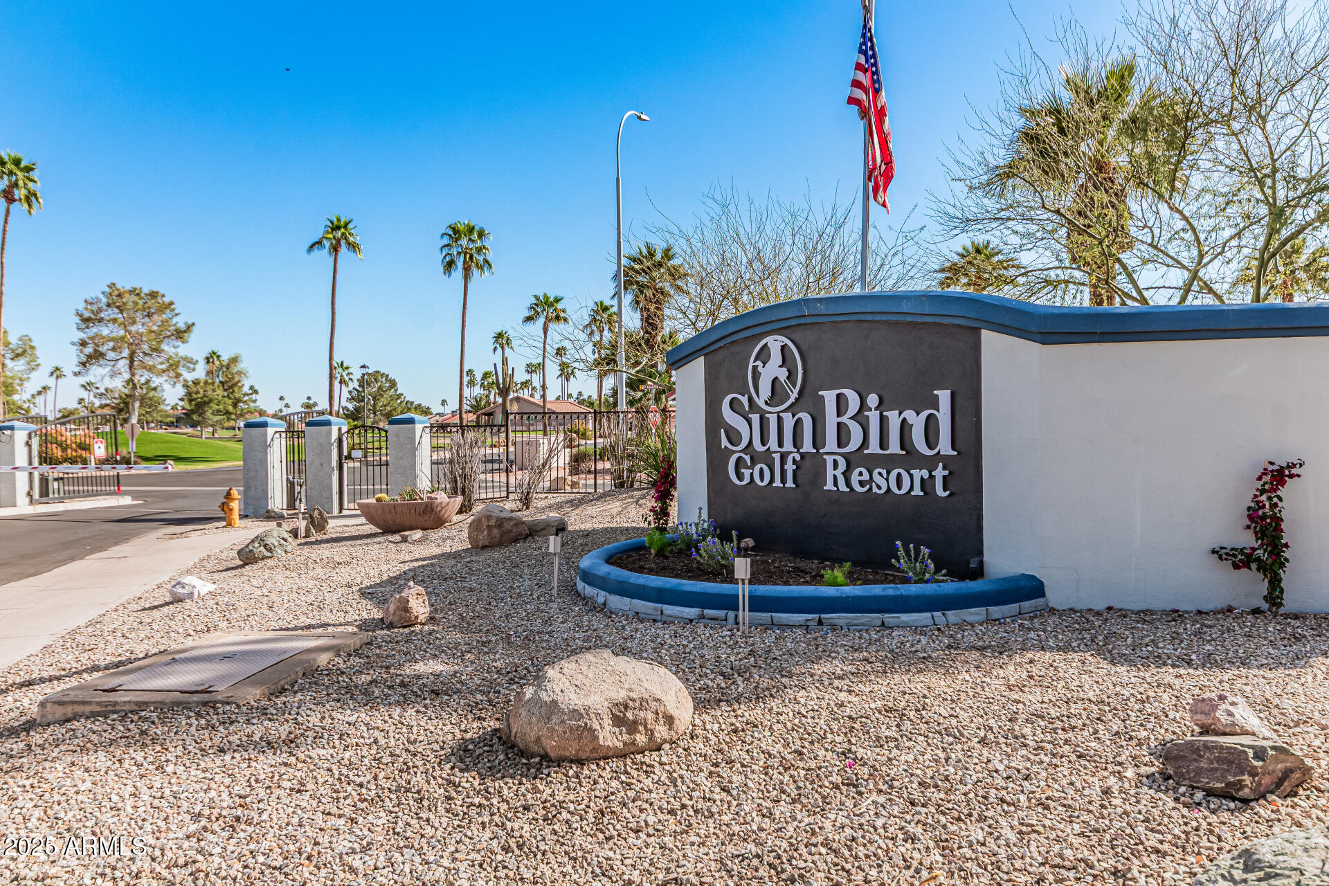 1583 E PALM BEACH Drive