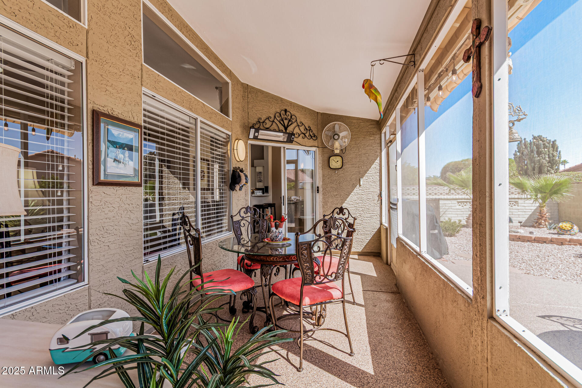 1583 E PALM BEACH Drive