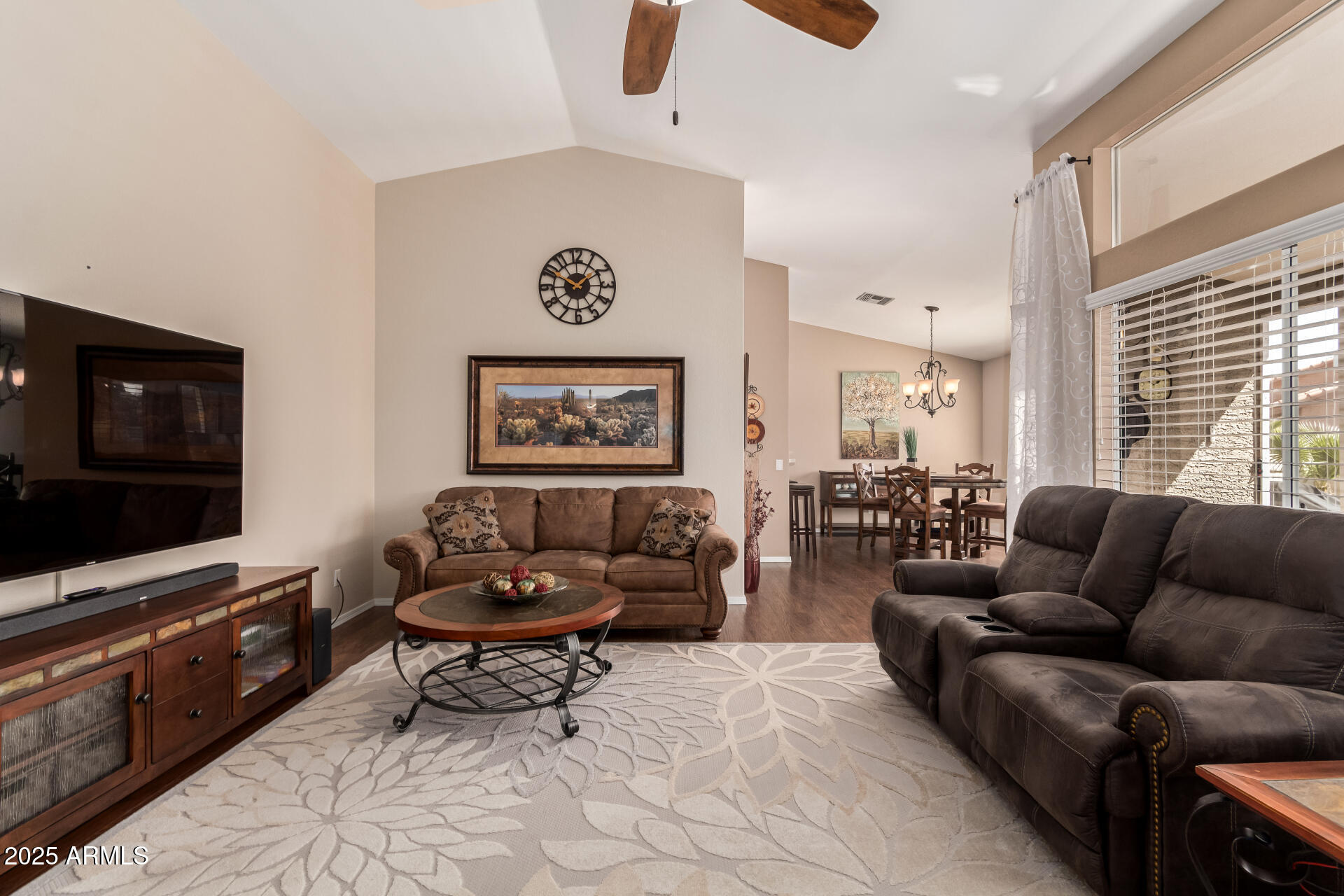 1583 E PALM BEACH Drive