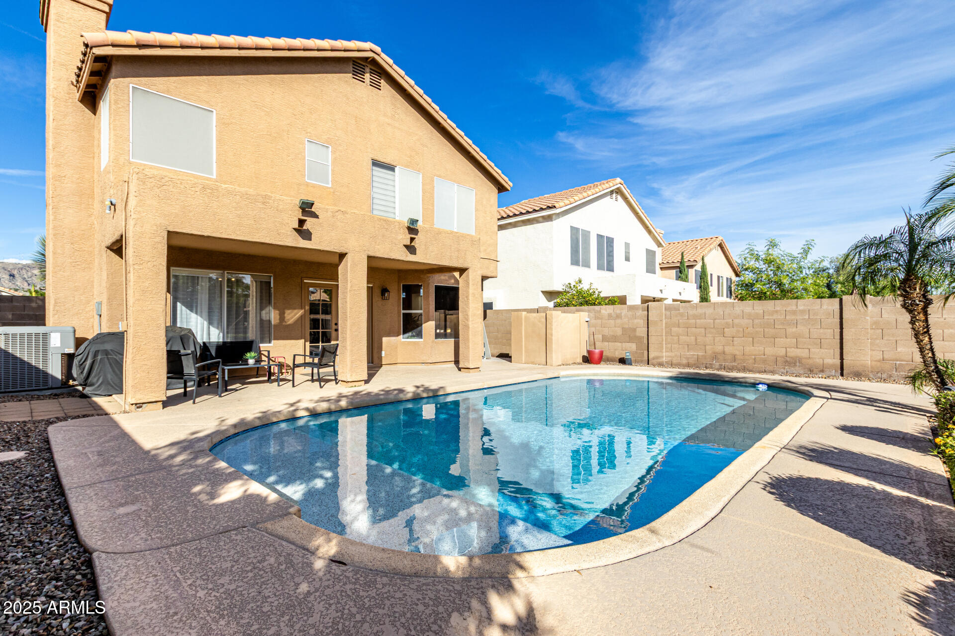 729 E GLENHAVEN Drive