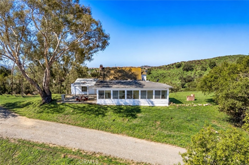 16220 Canyon Hills Road