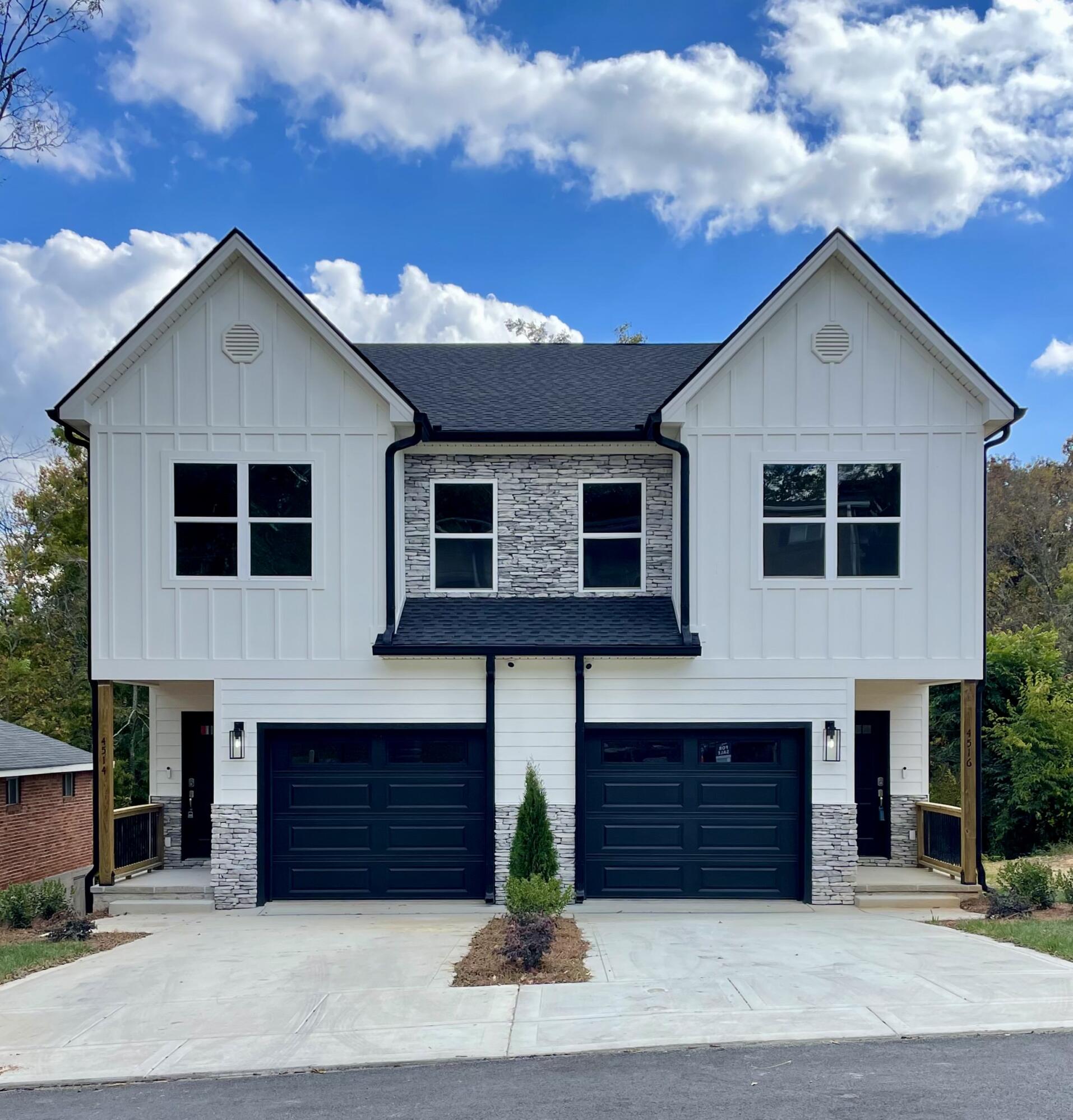 4514/4516 Oakland Avenue