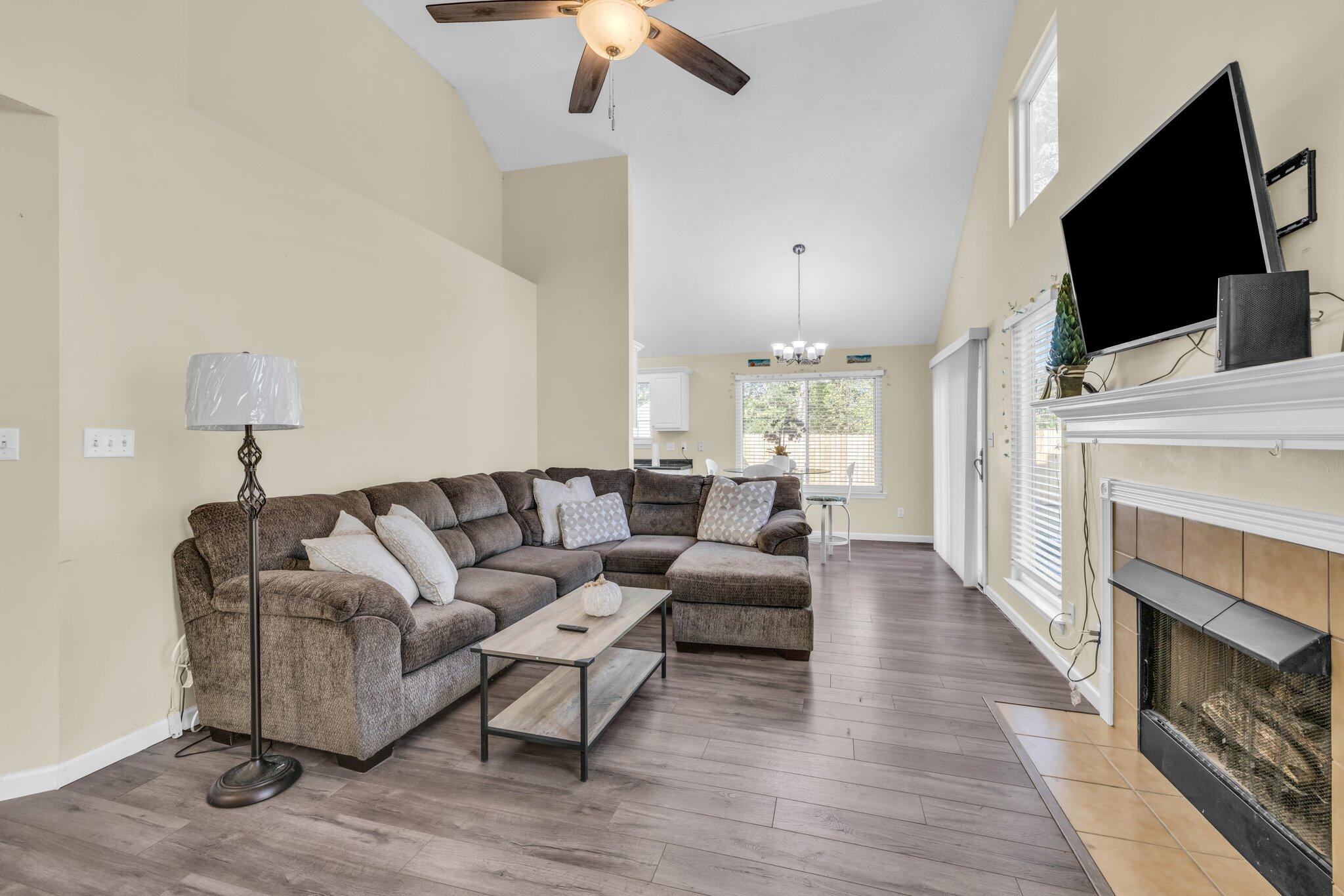 2719 Applebrook Lane