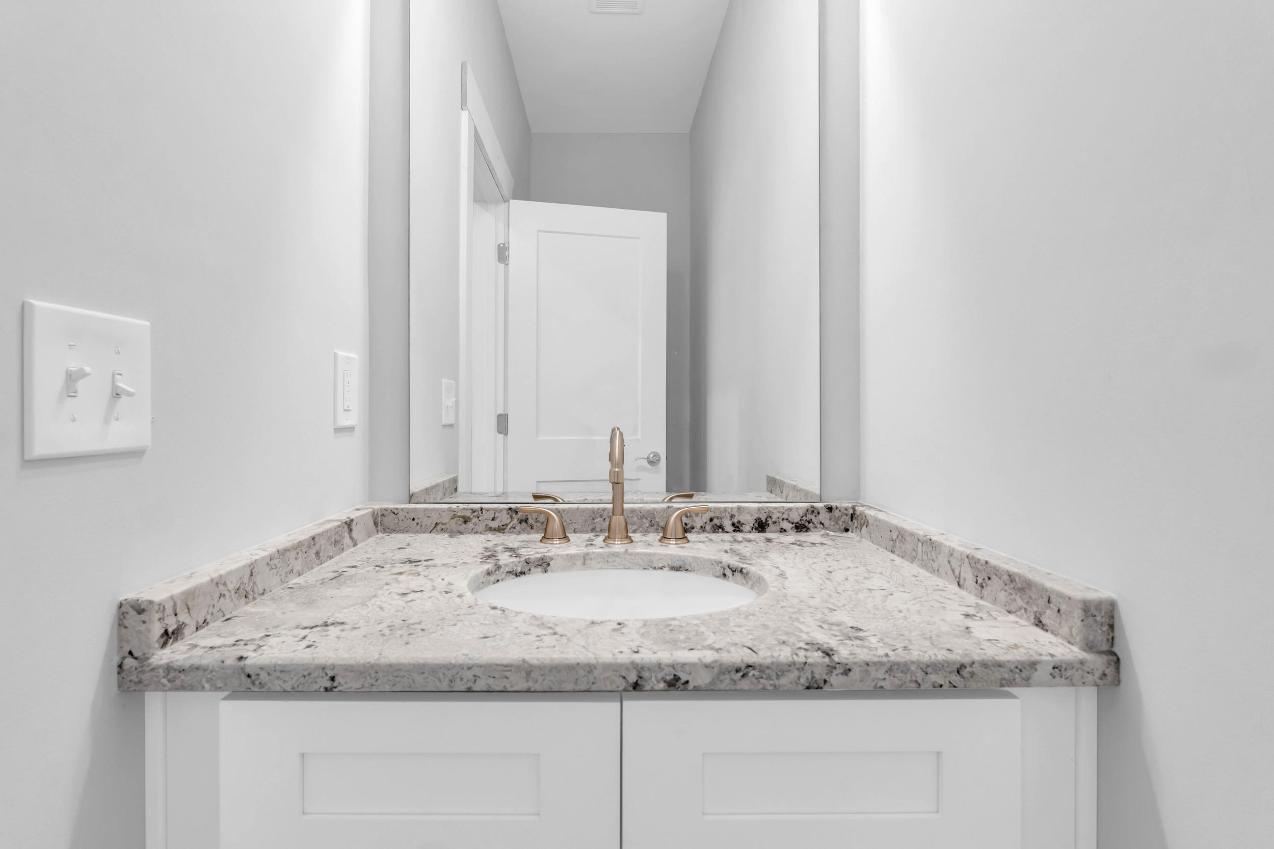 4217 Oakland Avenue, Lot 194