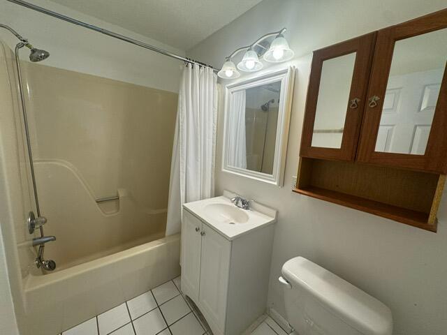 7918 Holly Hills Drive